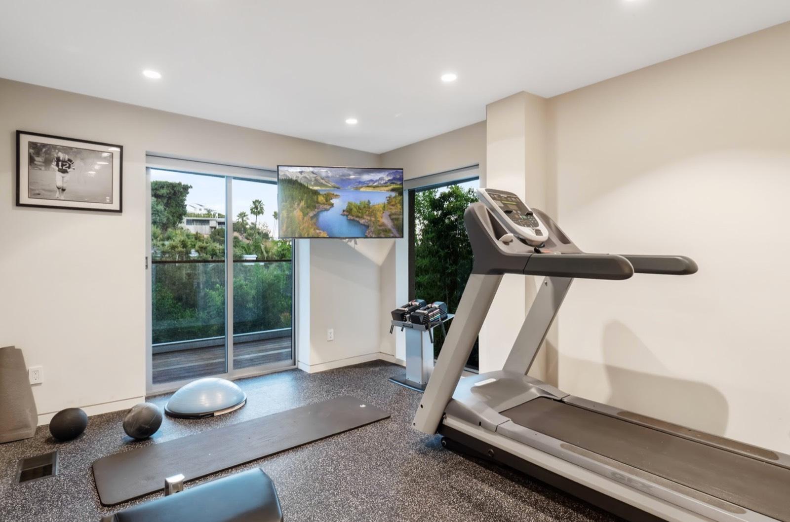 MJ Sunset Villa — photo 12