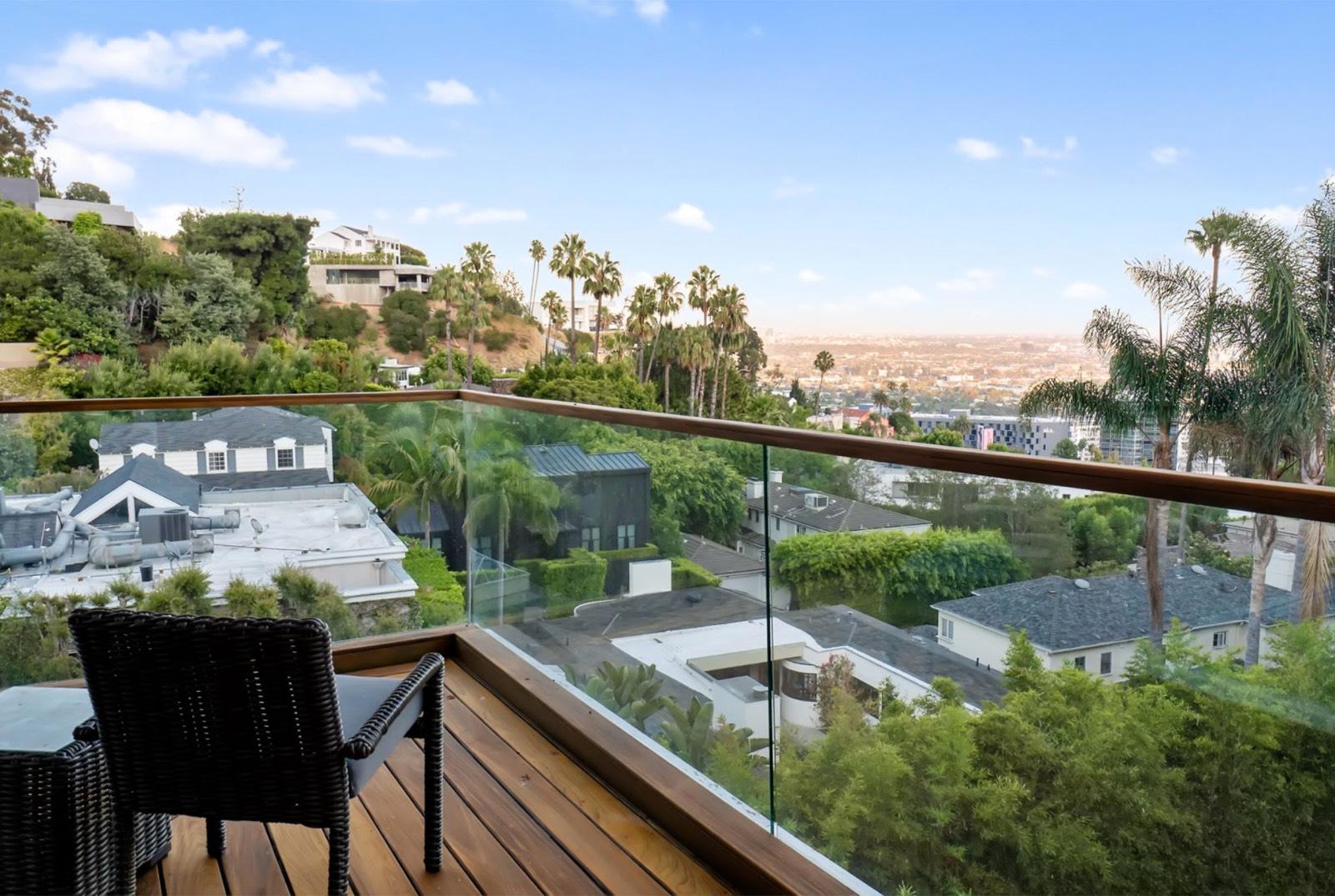 MJ Sunset Villa — photo 9