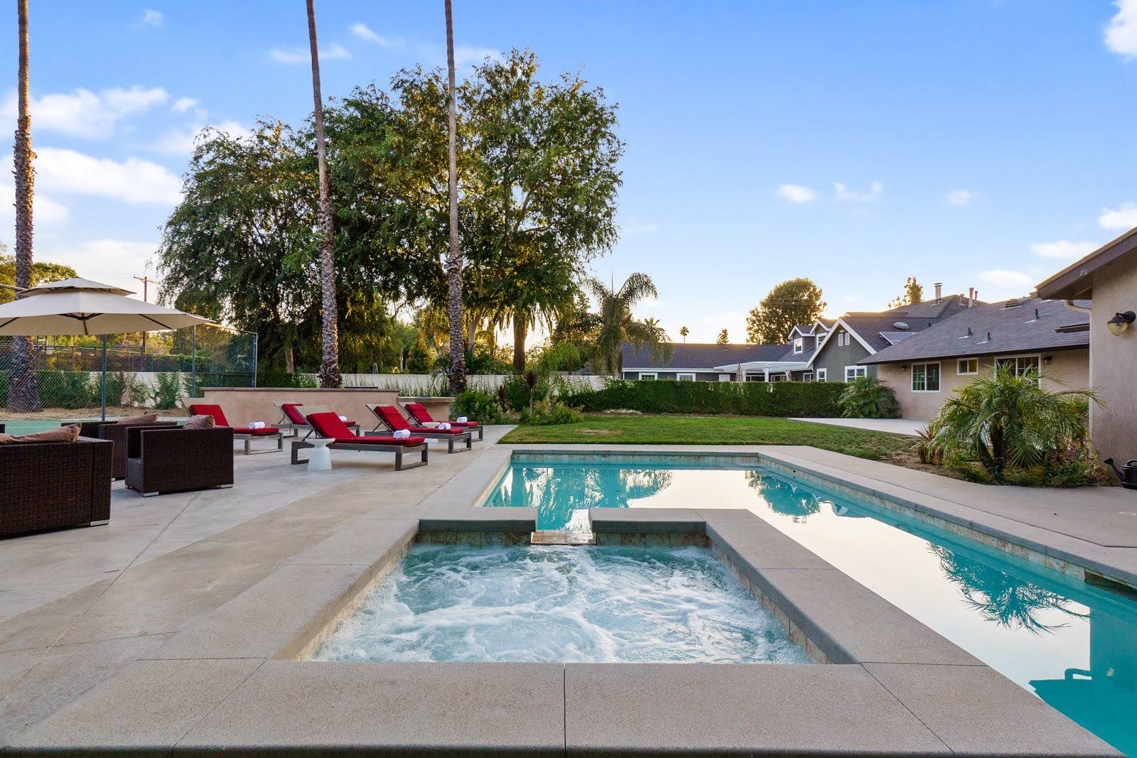 MJ Villa House — photo 10