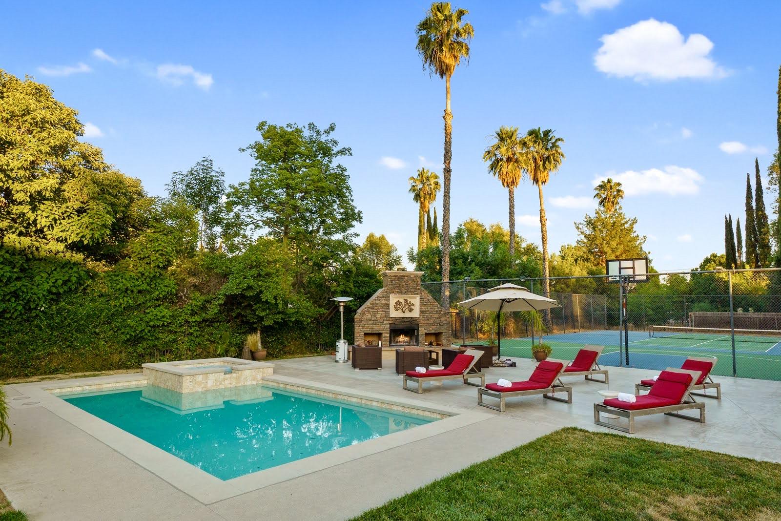 MJ Villa House — photo 1
