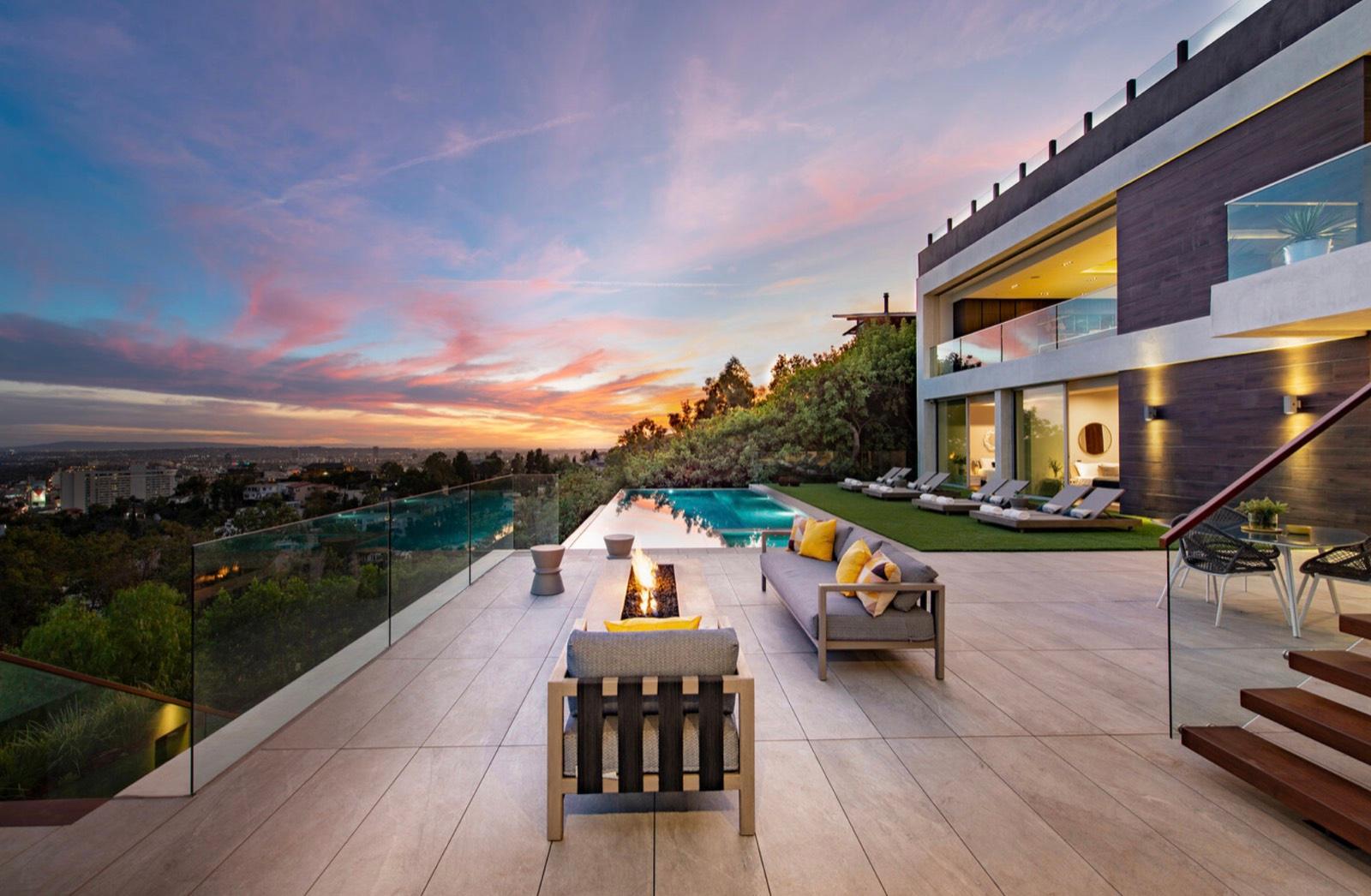 MJ's Hollywood Modern Architect Home — photo 2