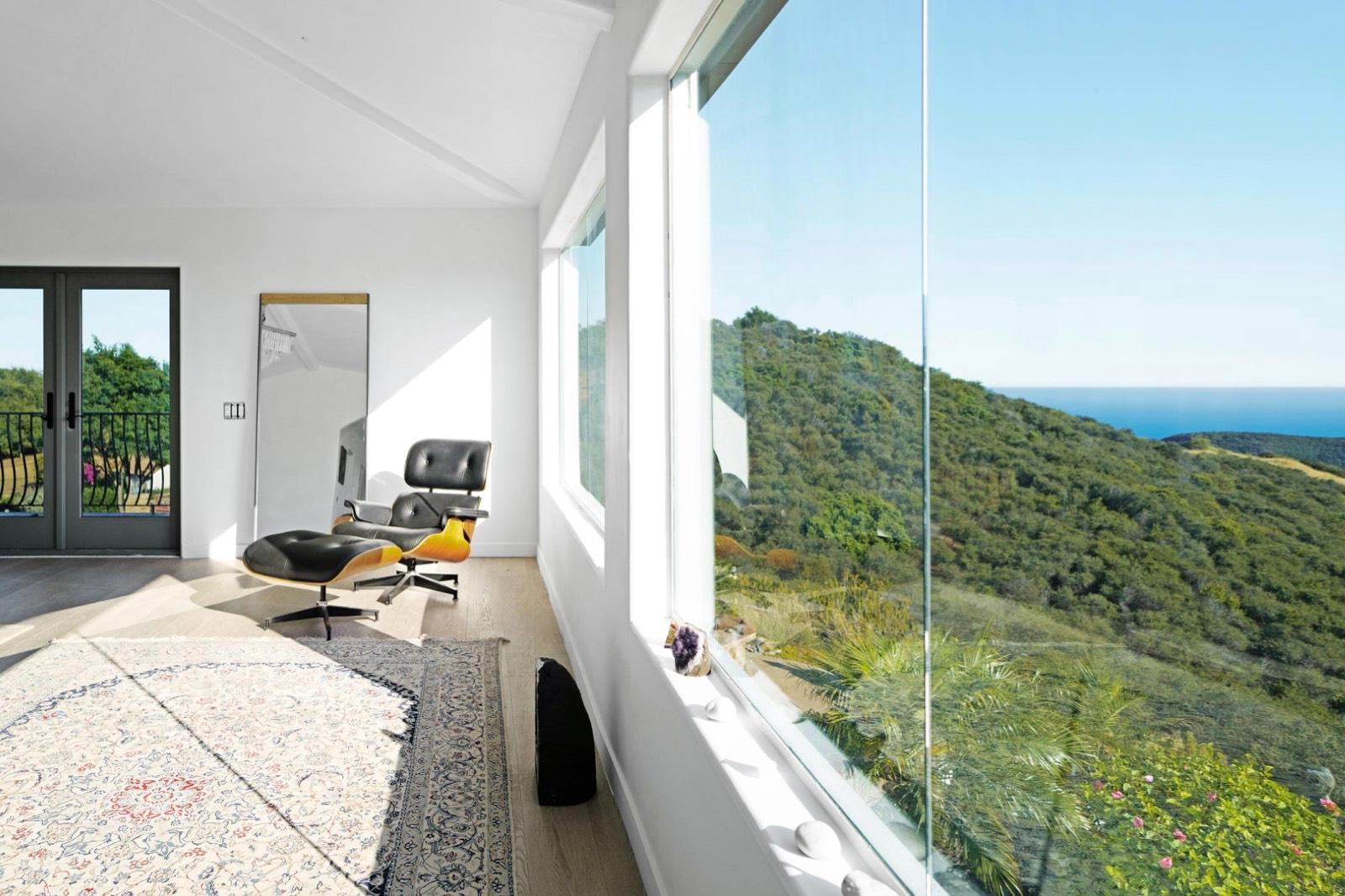 MJ's Malibu Sky Home — photo 8