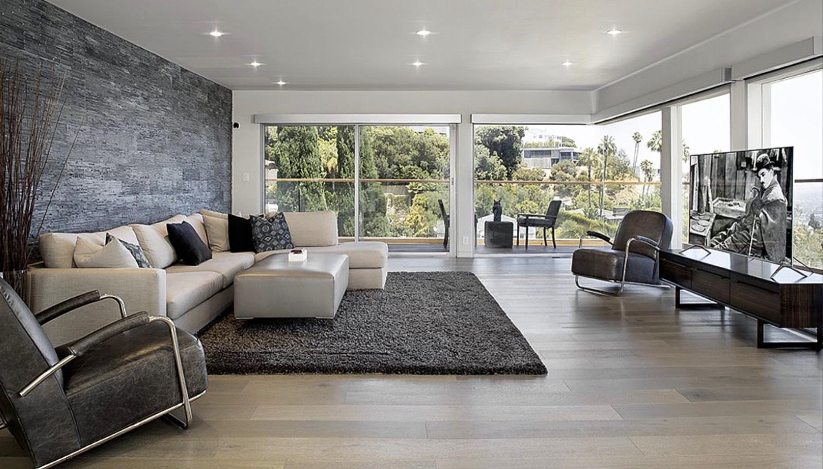 MJ's Sunset Plaza Villa — photo 11