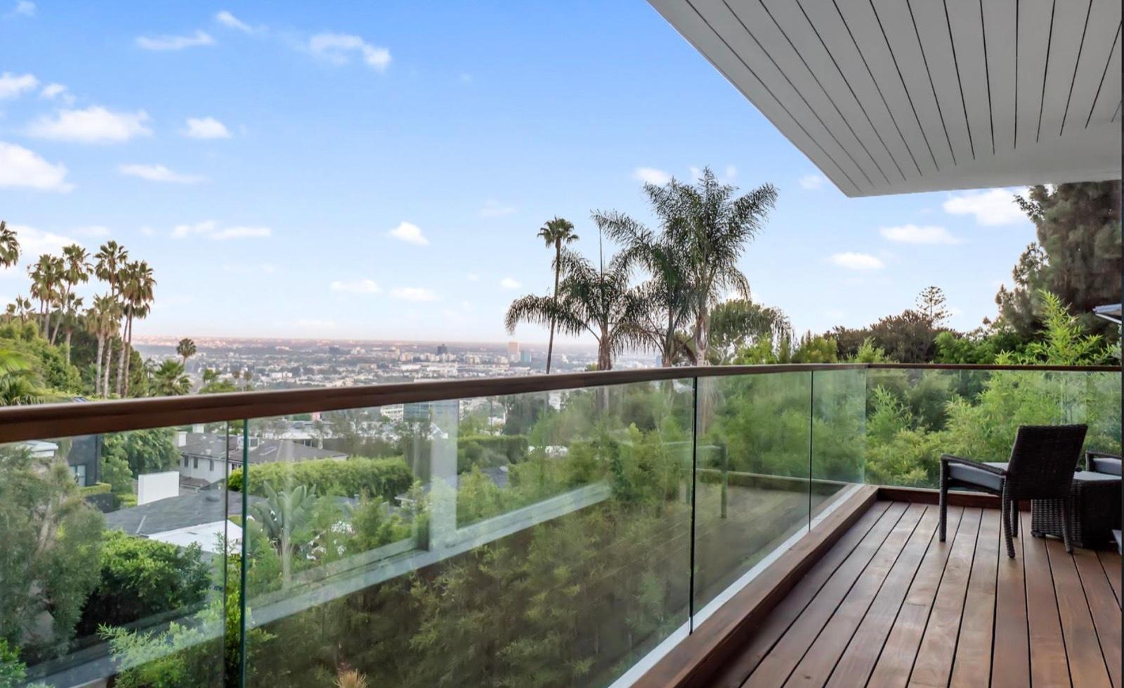 MJ's Sunset Plaza Villa — photo 5