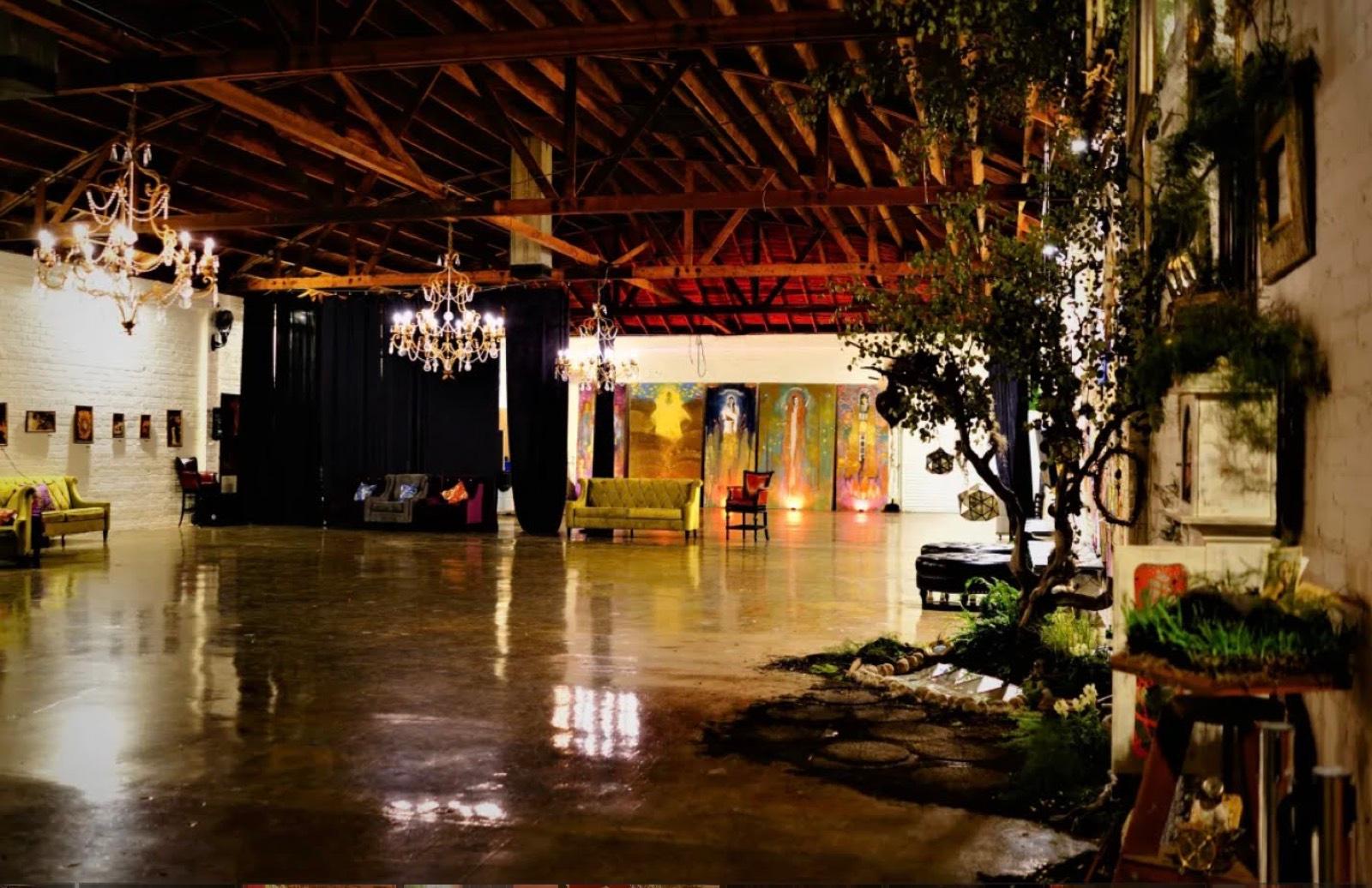 MJ'S Victorian Big Warehouse- — photo 2