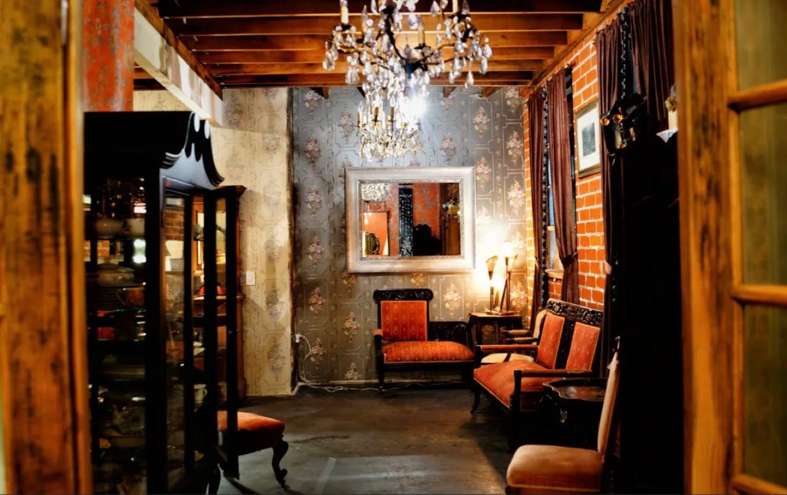 MJ'S Victorian Big Warehouse- — photo 8