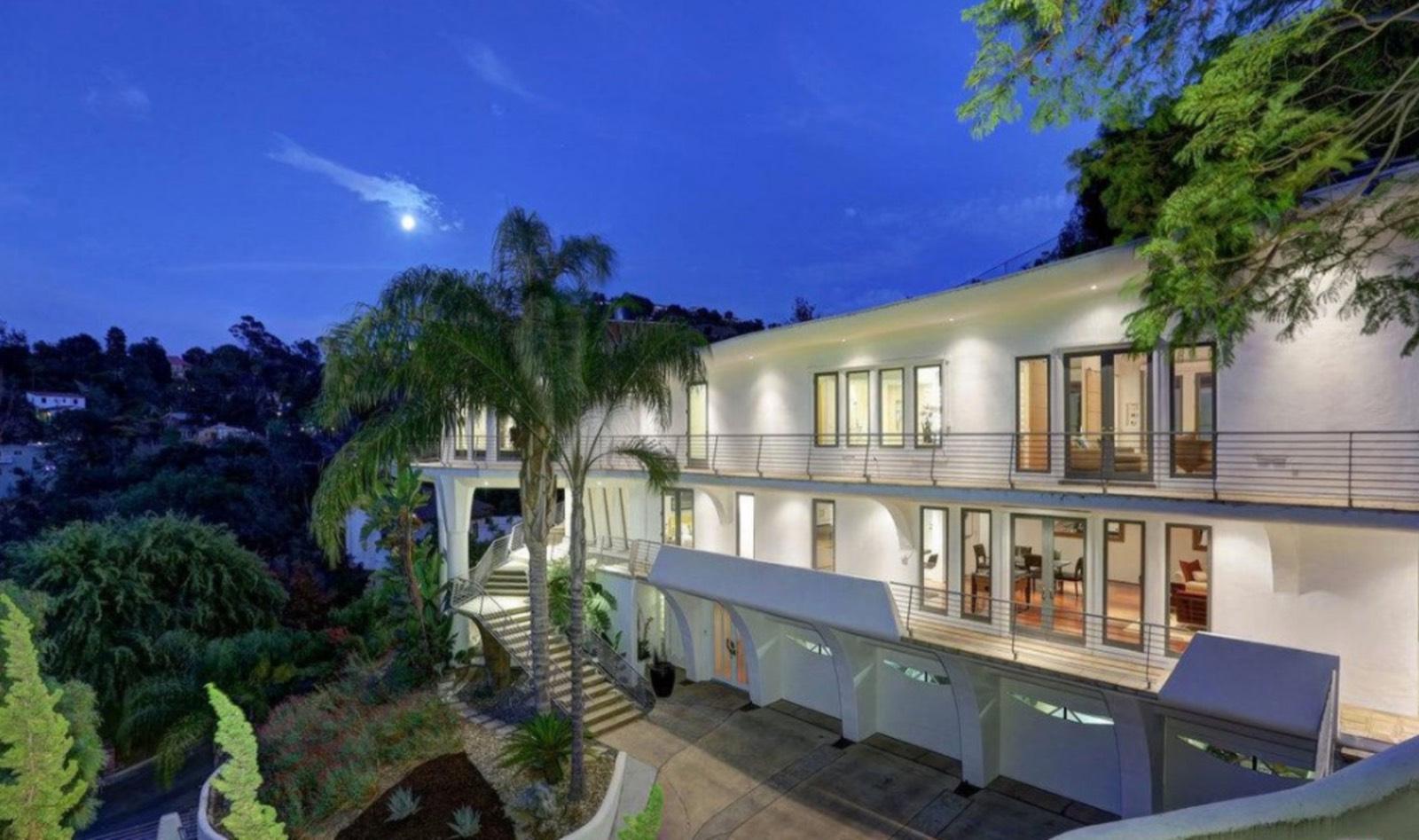 MJ's Wings Mansion — photo 10