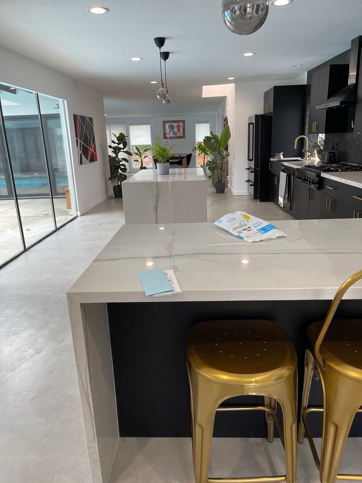 Mod botique home — photo 9