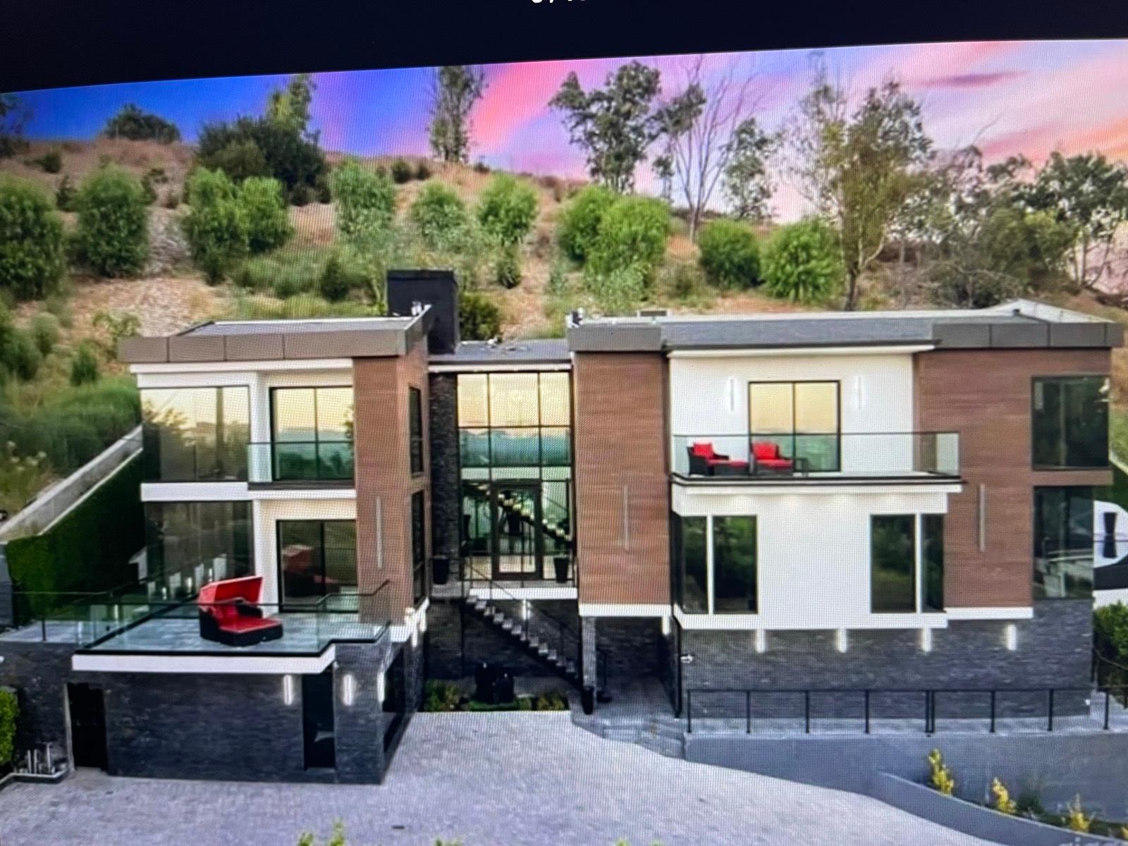 Mod hip Granada h mansion — photo 3