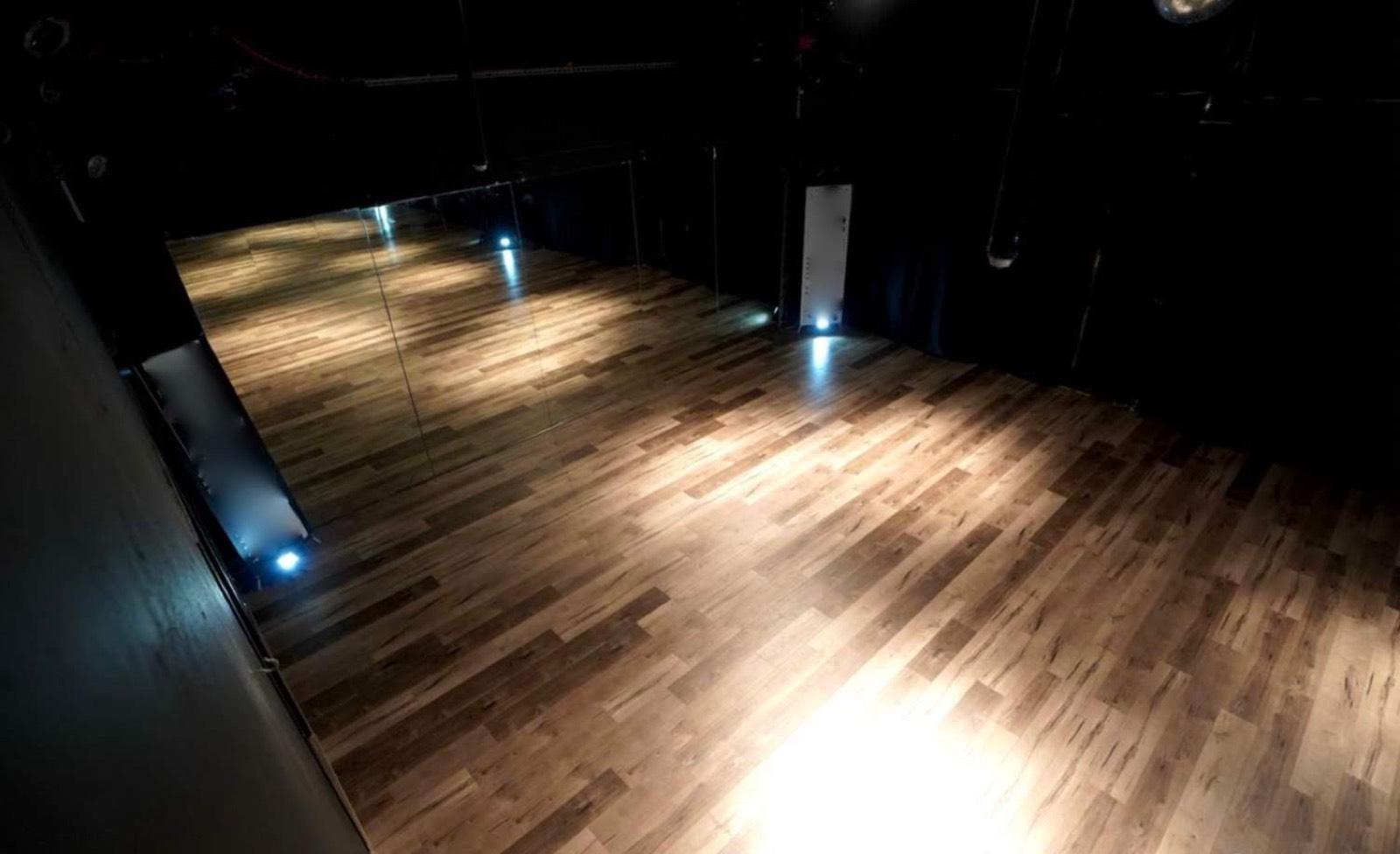 Modern Dance Studio — photo 2