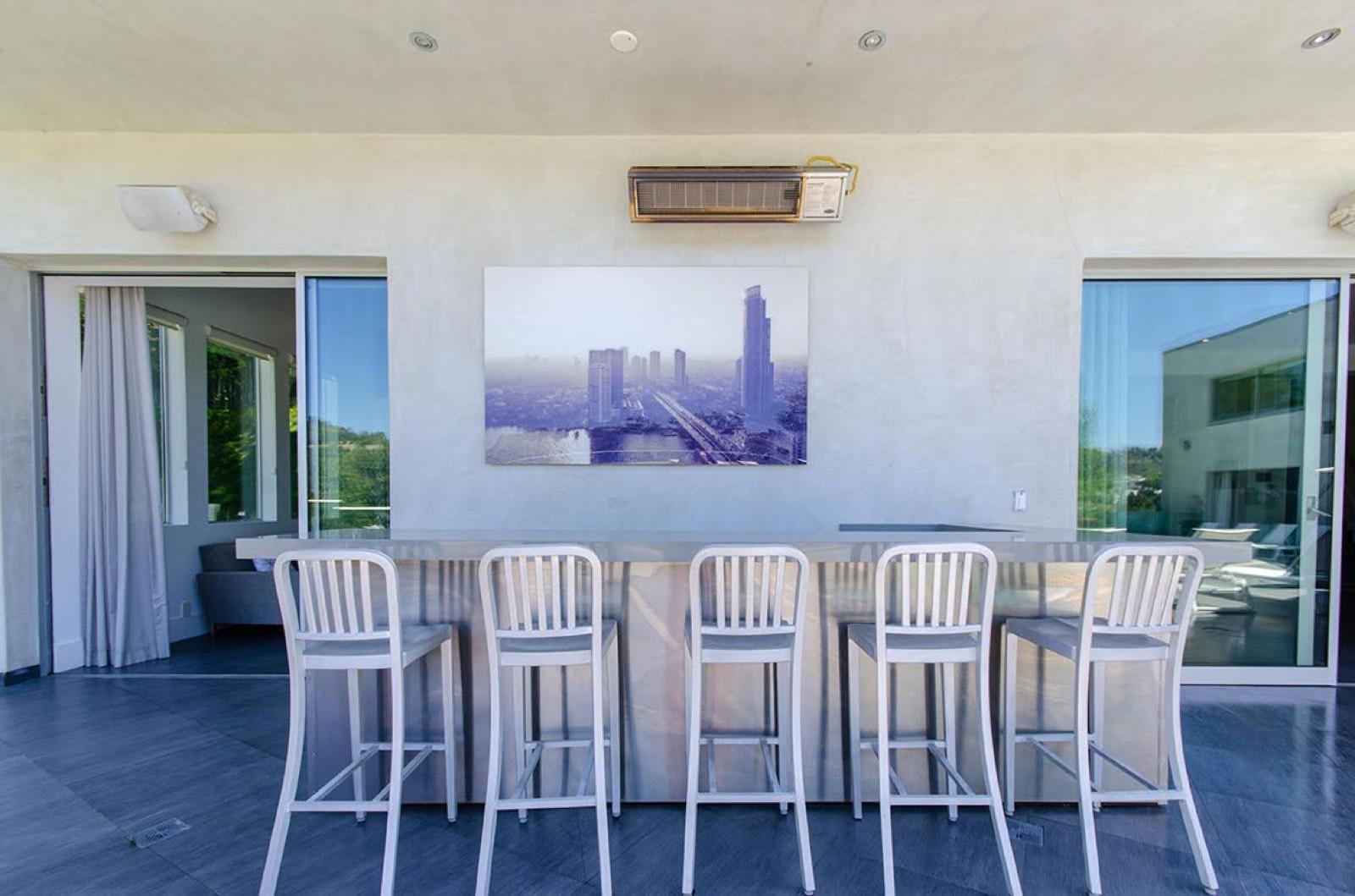 Modern H Home — photo 7