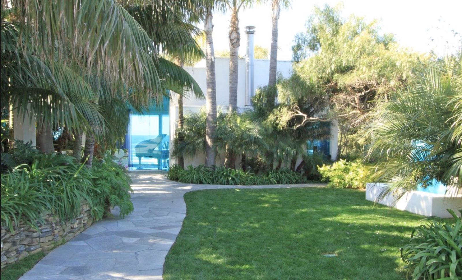 Modern Malibu White House — photo 4