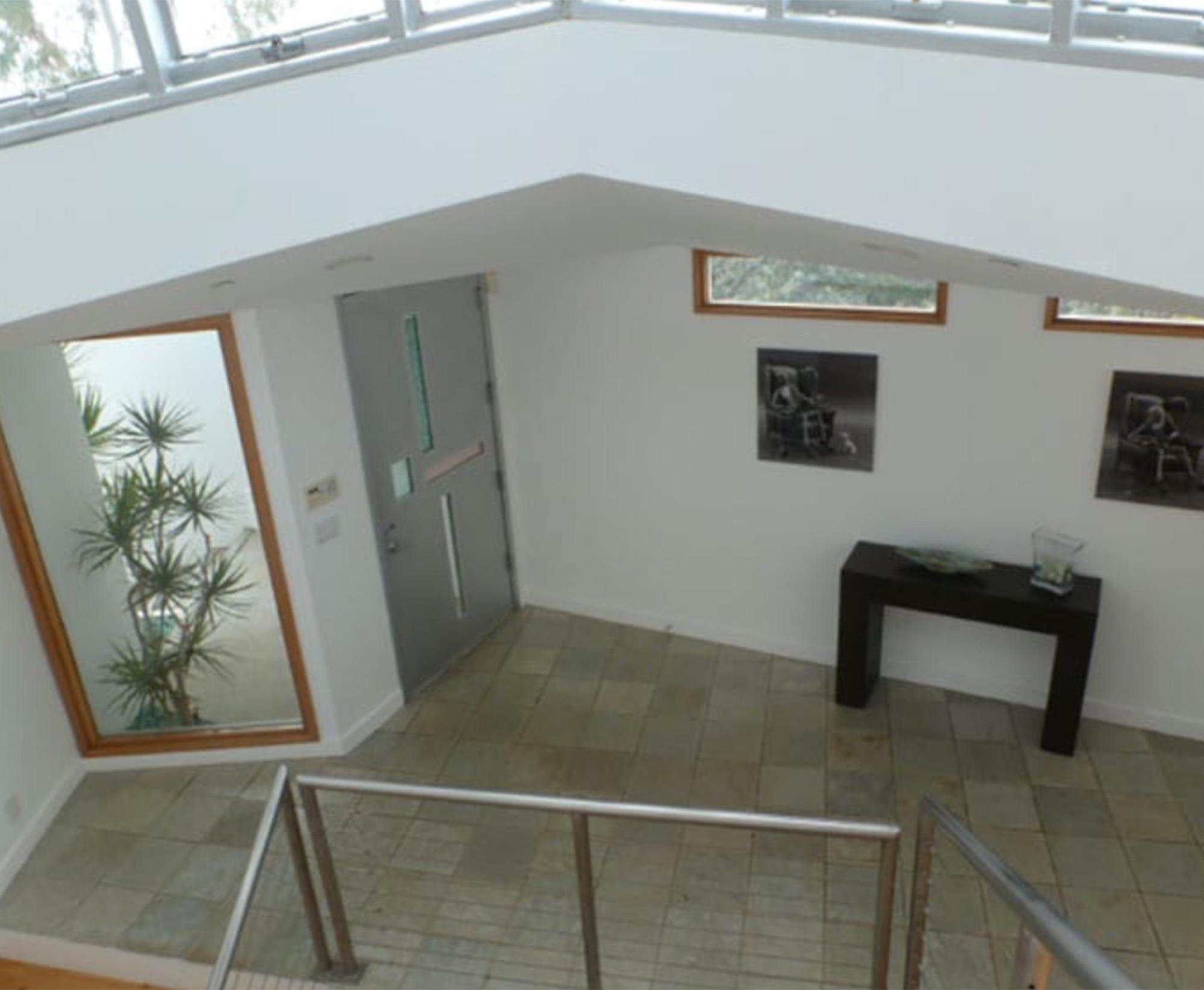 Modern Palisades House — photo 7