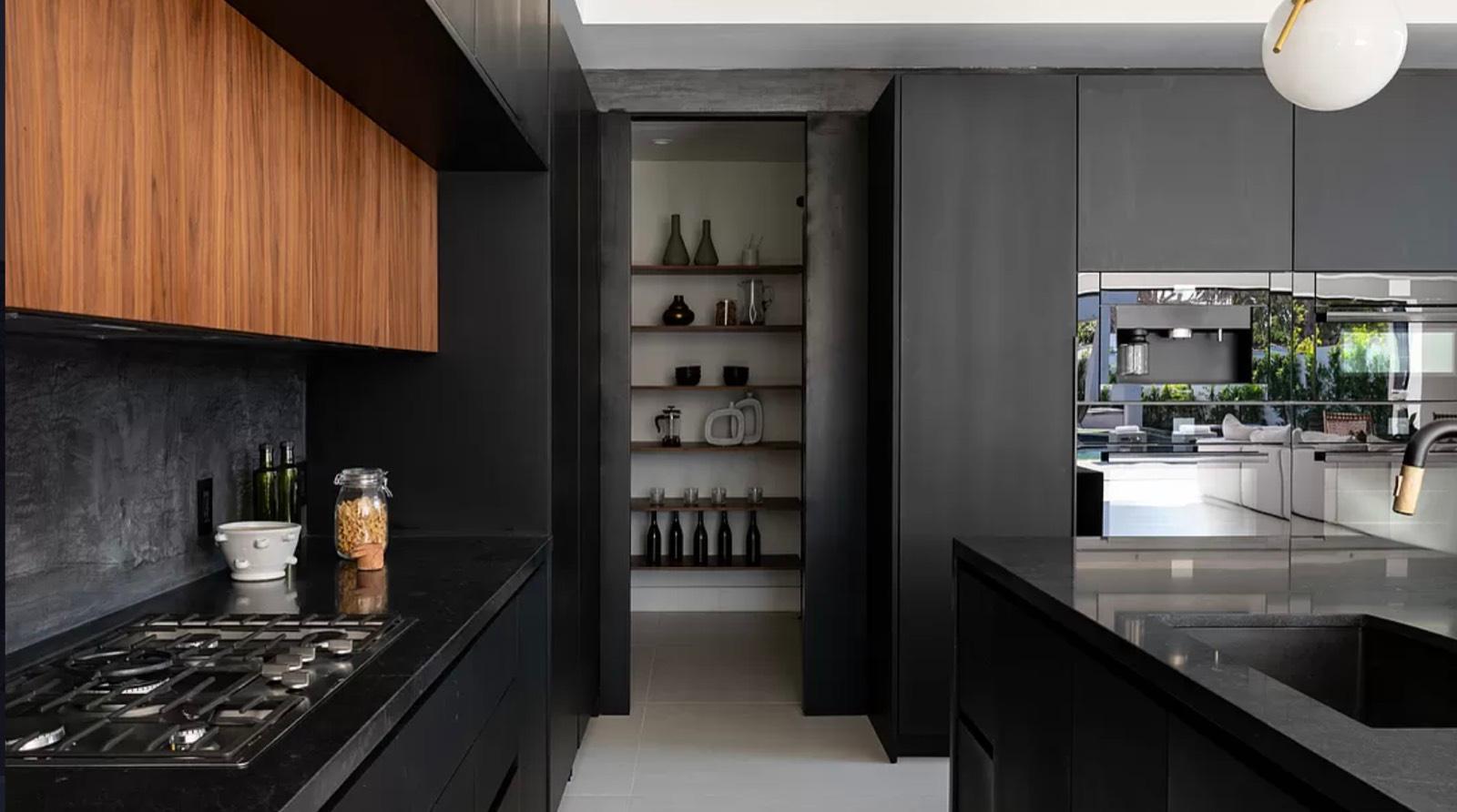 Modern Vista Home — photo 11