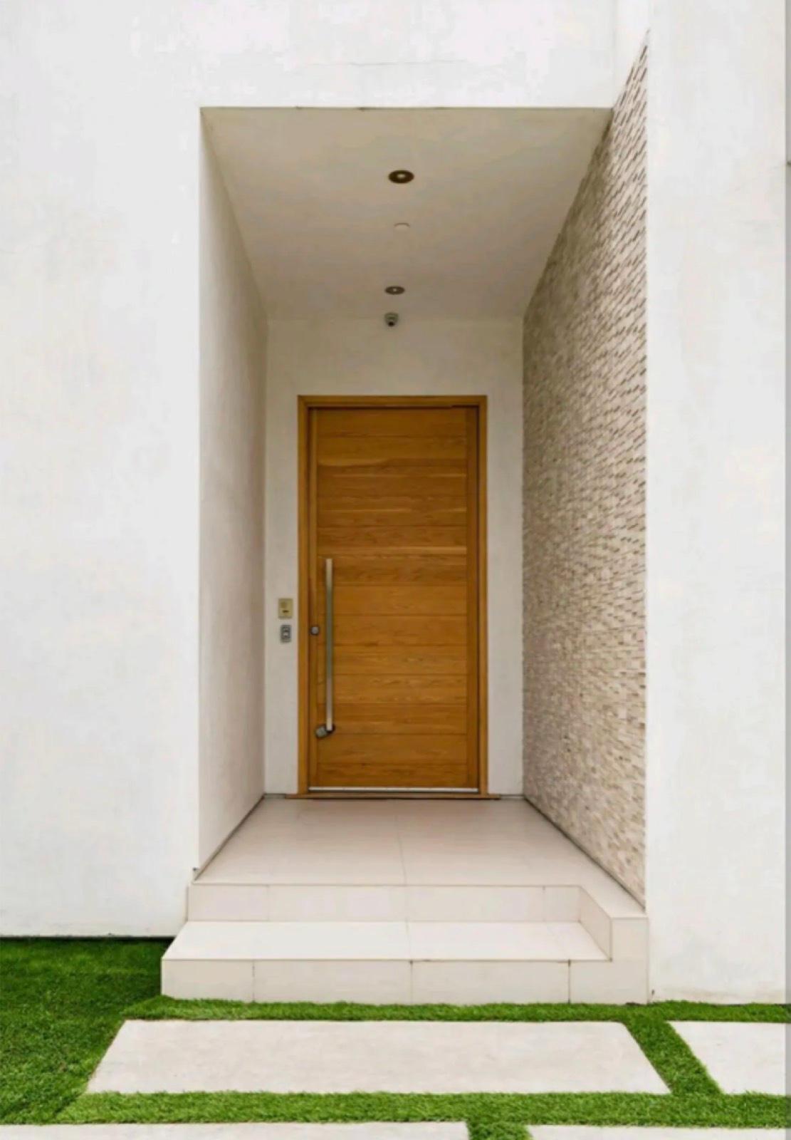 Modern White Villa — photo 4