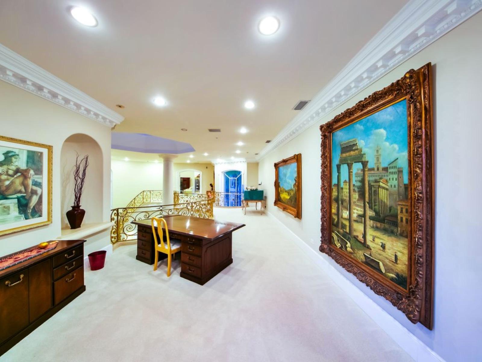 Mountain View Mansion — photo 8