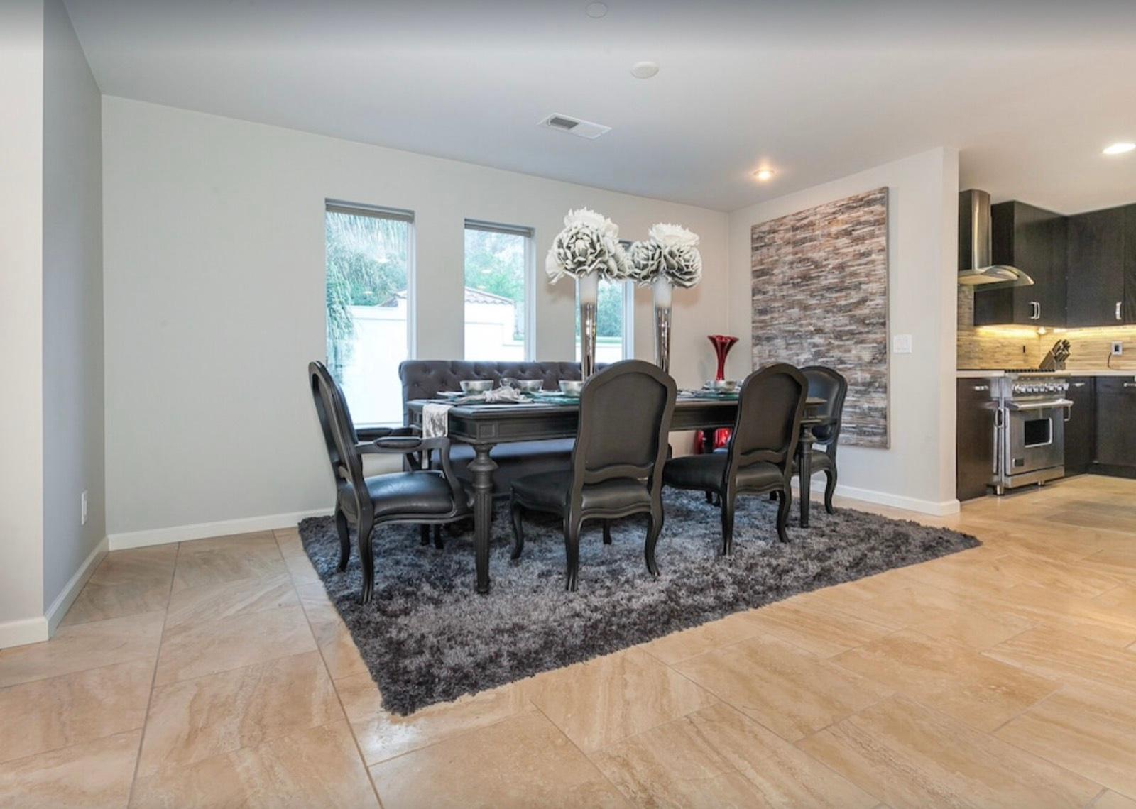 MR's White Classic Home — photo 4