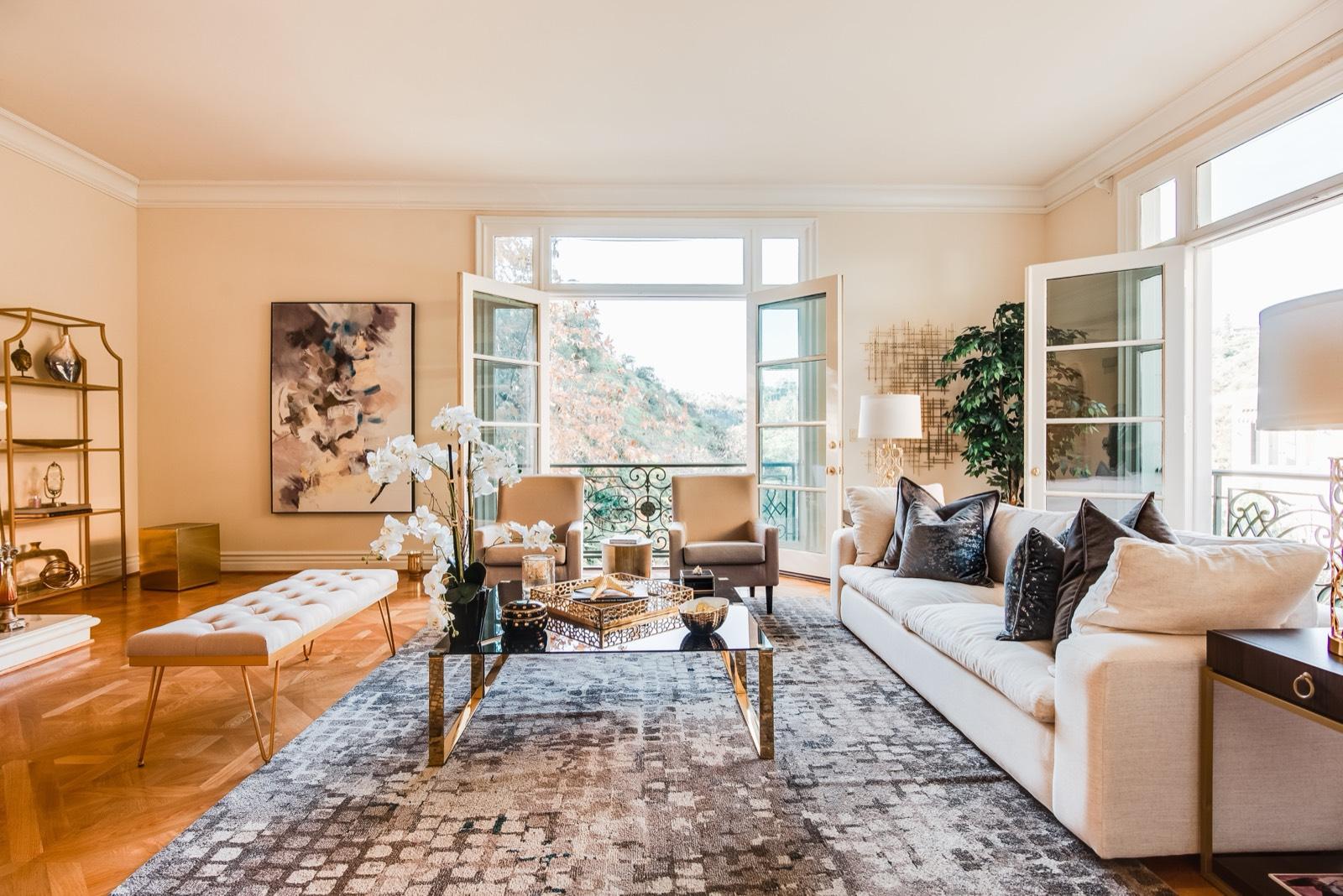 M's Bel Air Mansion — photo 3