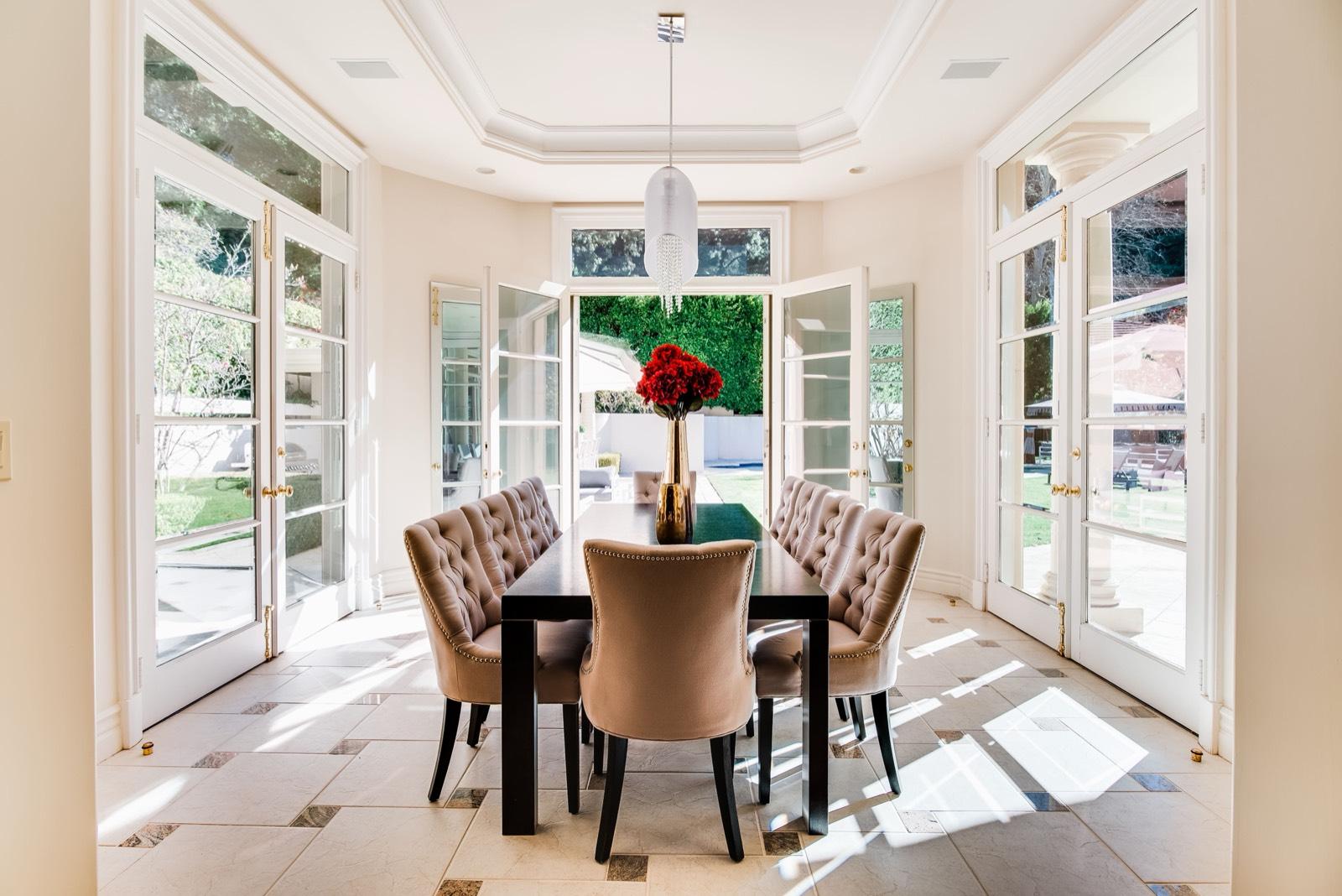 M's Bel Air Mansion — photo 9