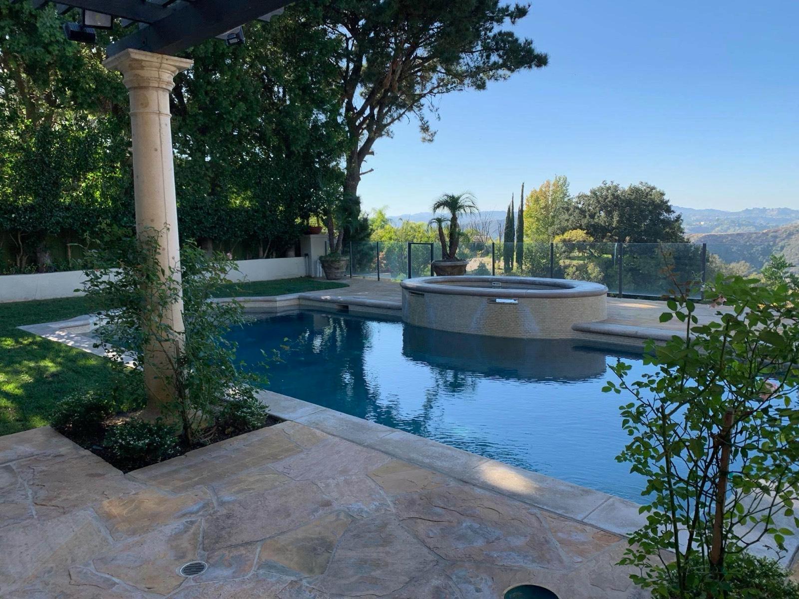 M's Beverly Hills View — photo 6