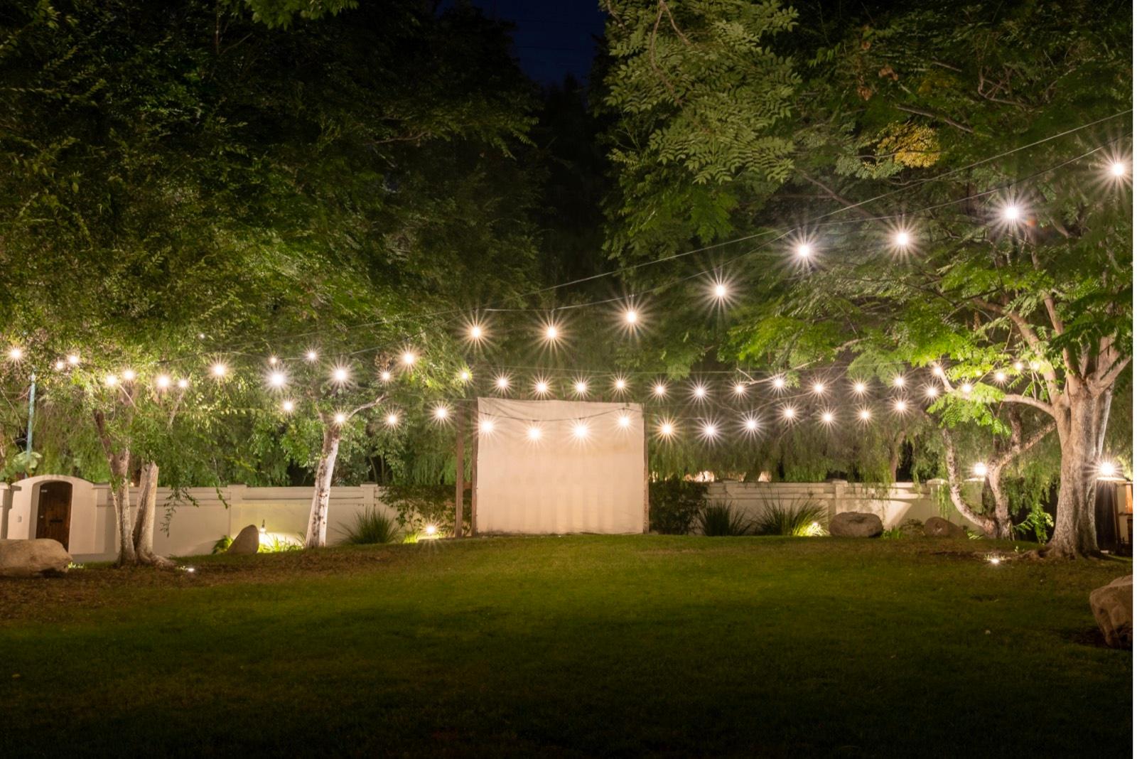 M's Big Backyard Woodland Hills Home — photo 2