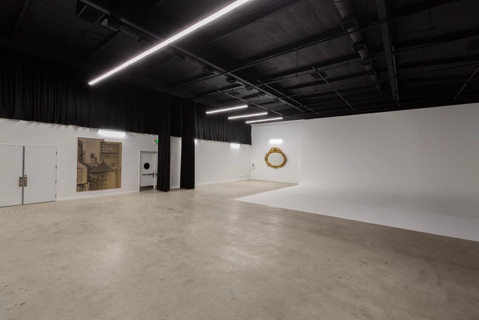 M's Box Warehouse — photo 3