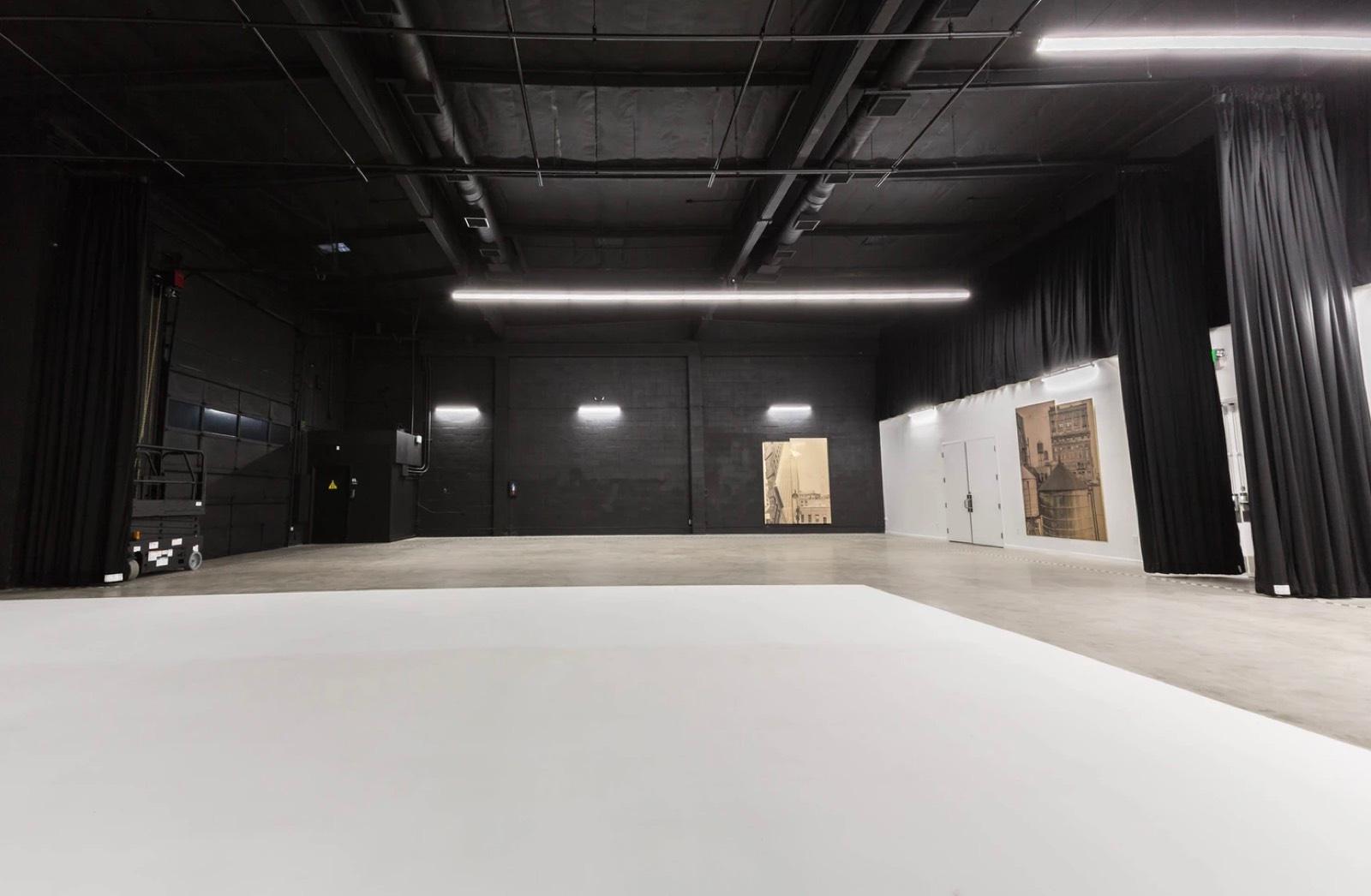 M's Box Warehouse — photo 7