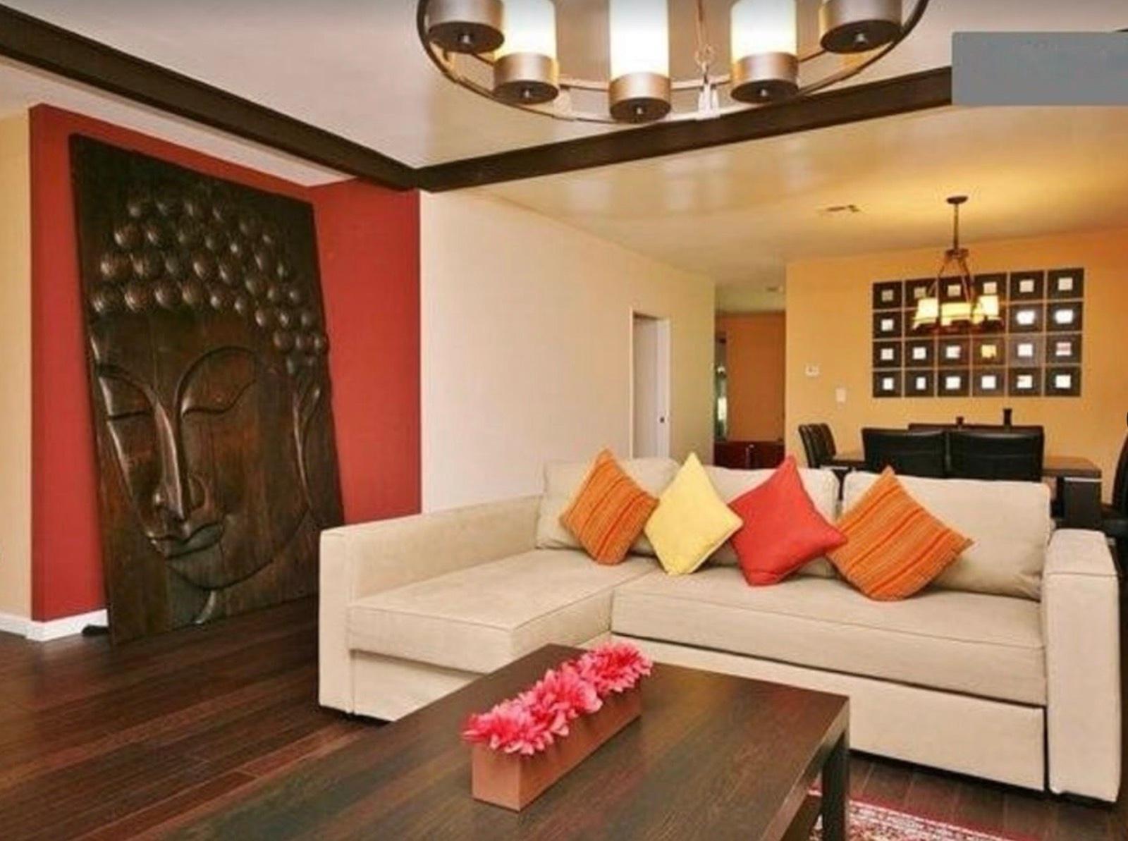 M's California Colorful Bungalow — photo 3