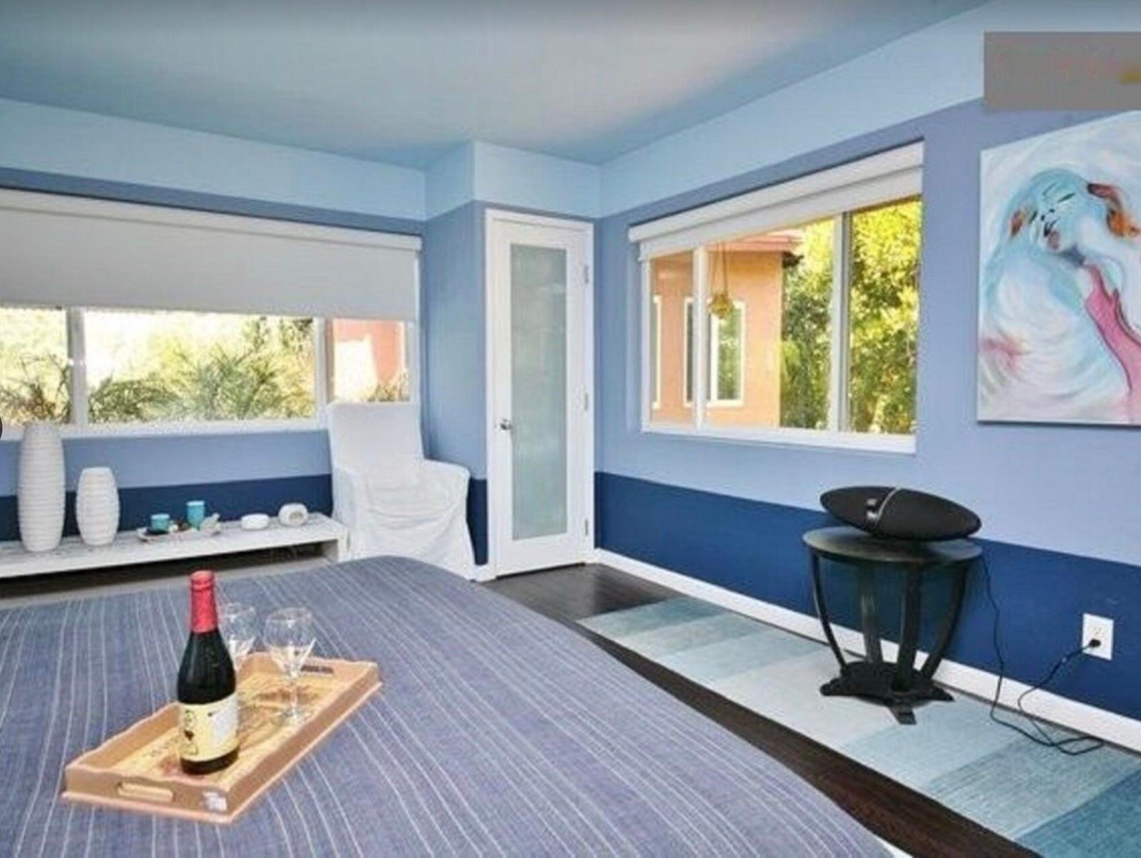 M's California Colorful Bungalow — photo 9