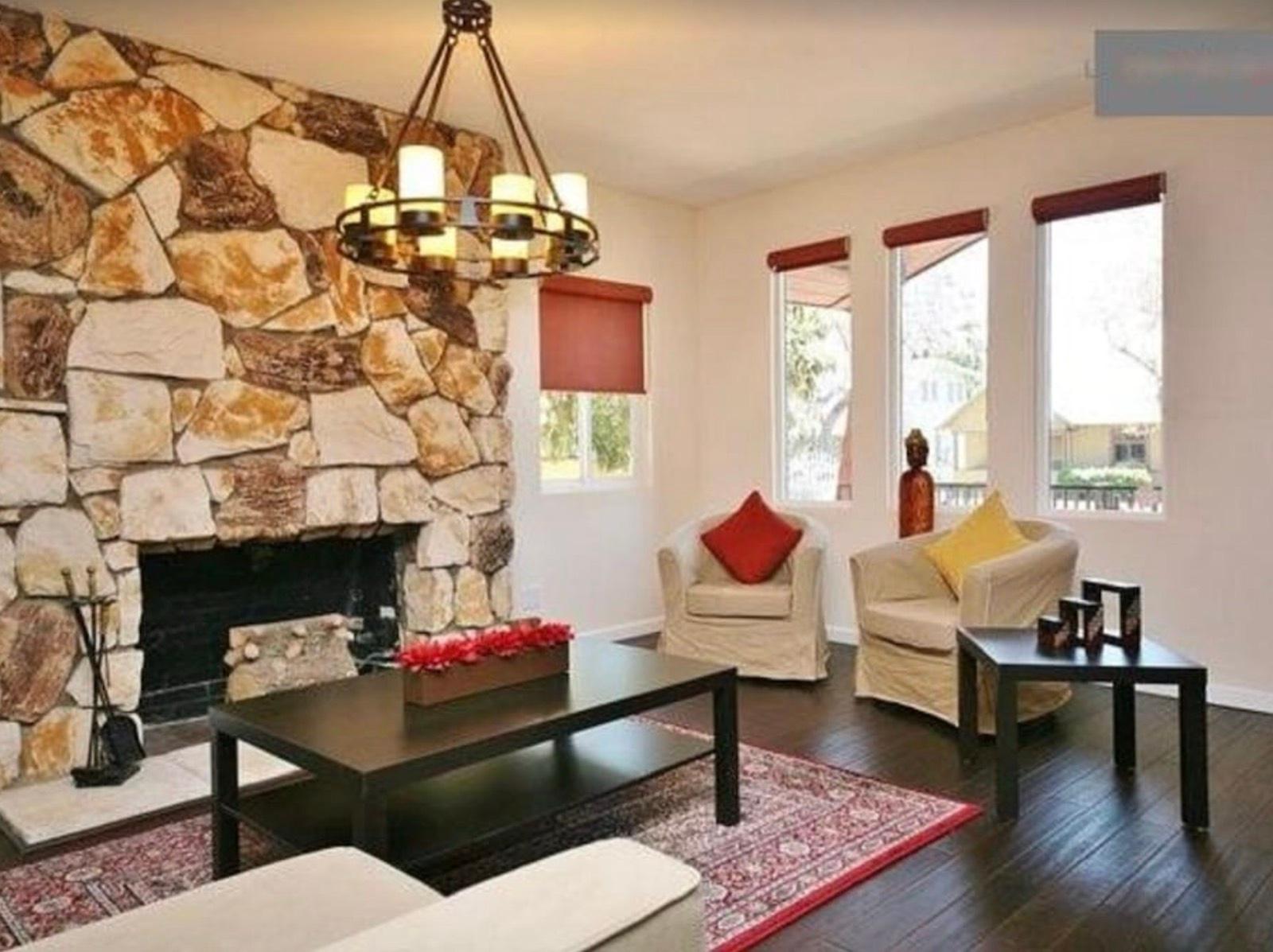 M's California Colorful Bungalow — photo 11