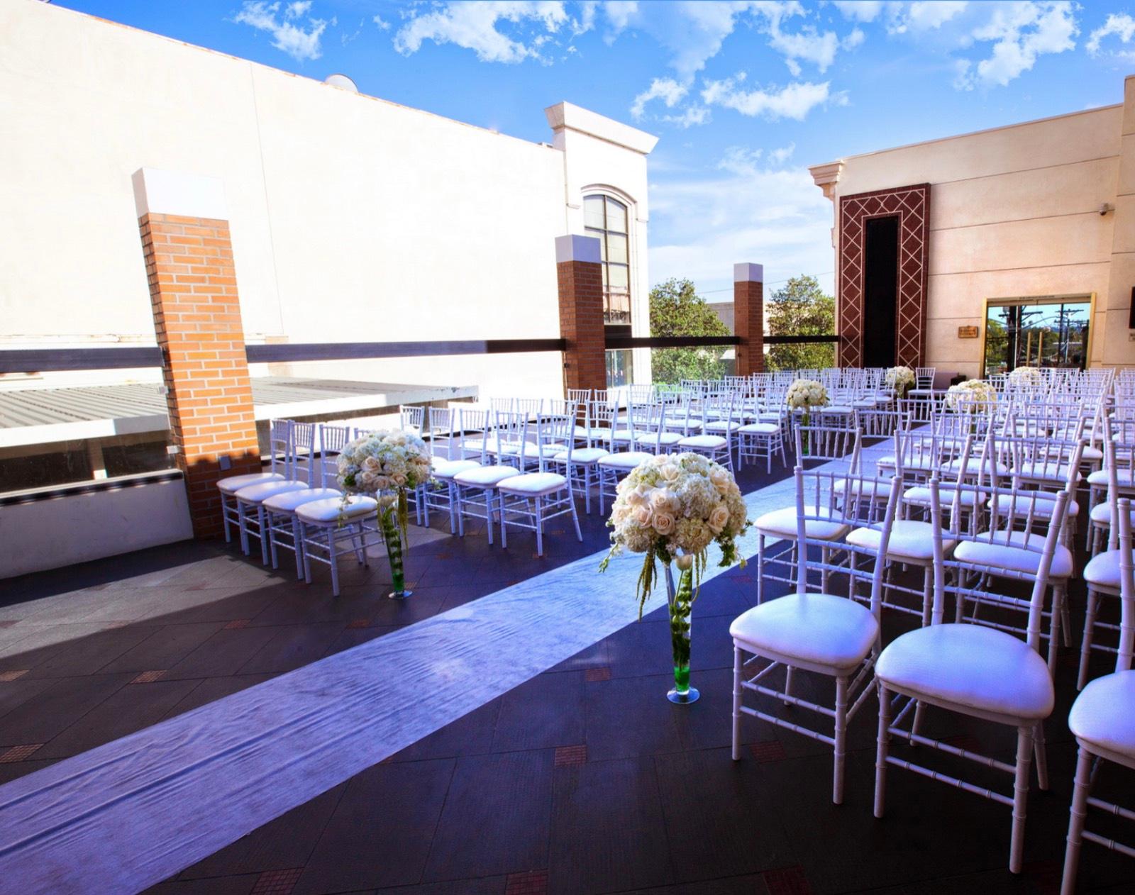 M's Classy White View Ballroom — photo 1