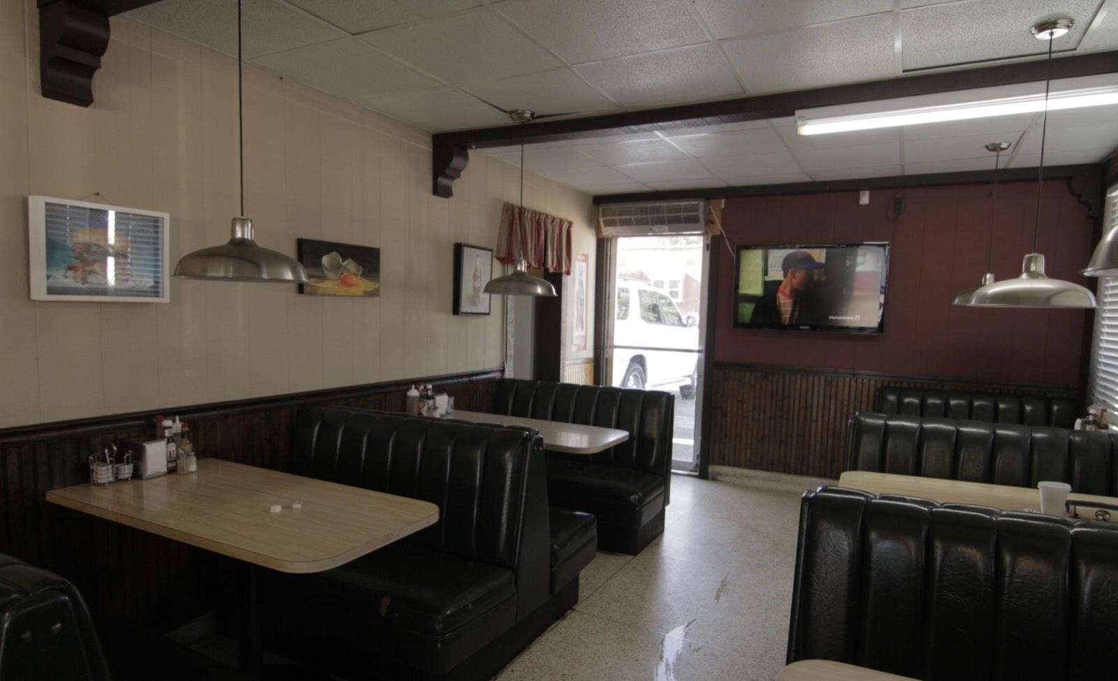 M's Hamburger — photo 10