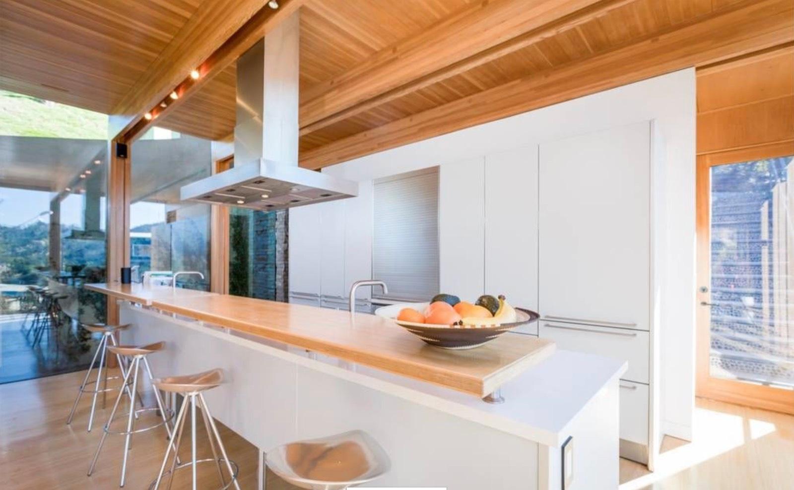 M's Hills Crate House — photo 11