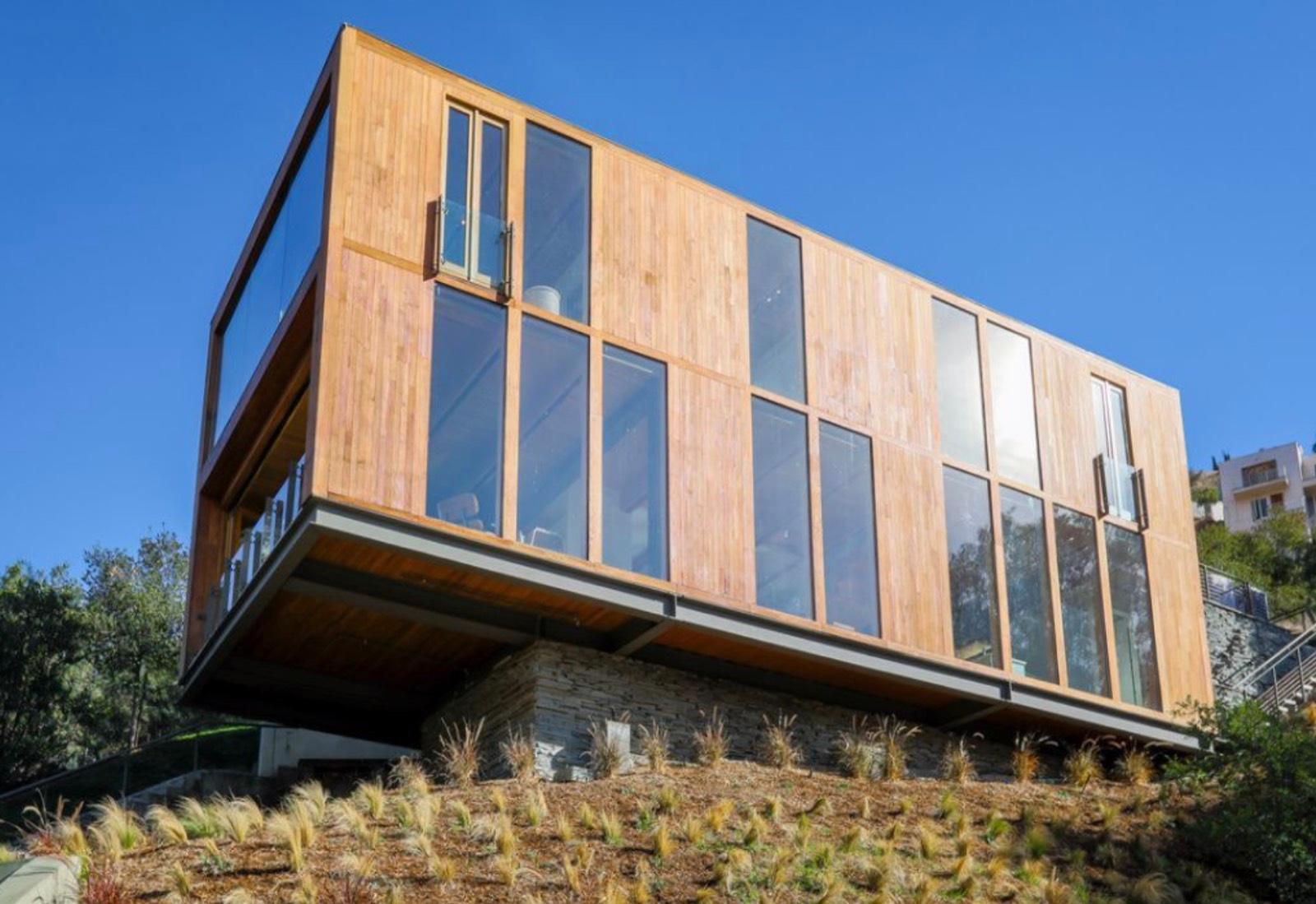 M's Hills Crate House — photo 9