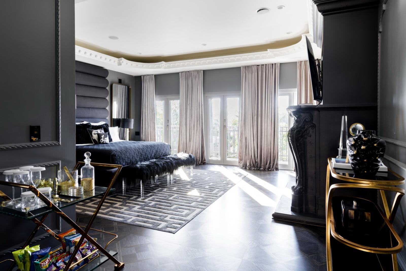 M's Hollywood Glam Home — photo 8