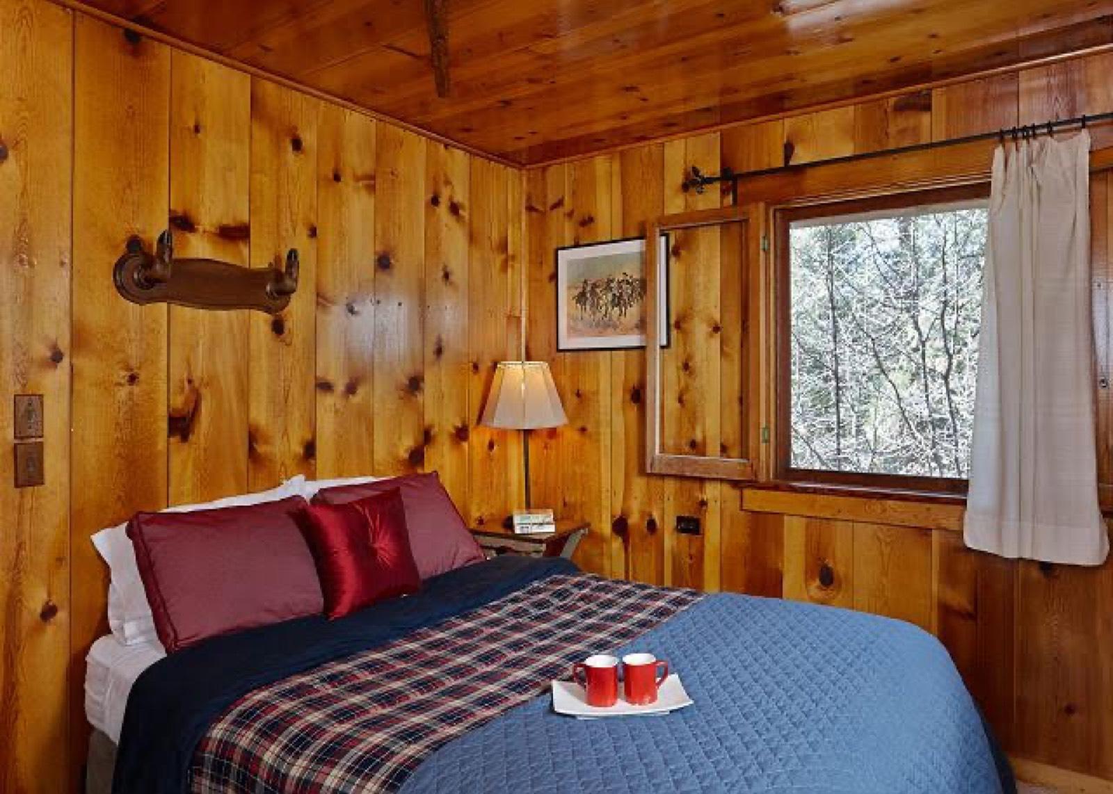 M's Idelwood Cabin — photo 2