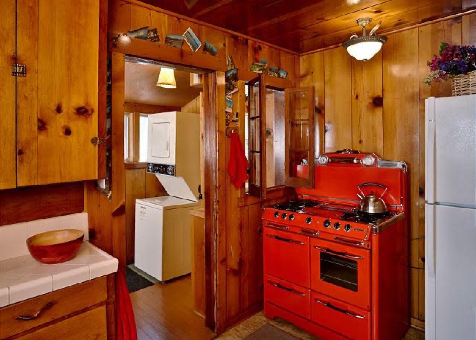 M's Idelwood Cabin — photo 1