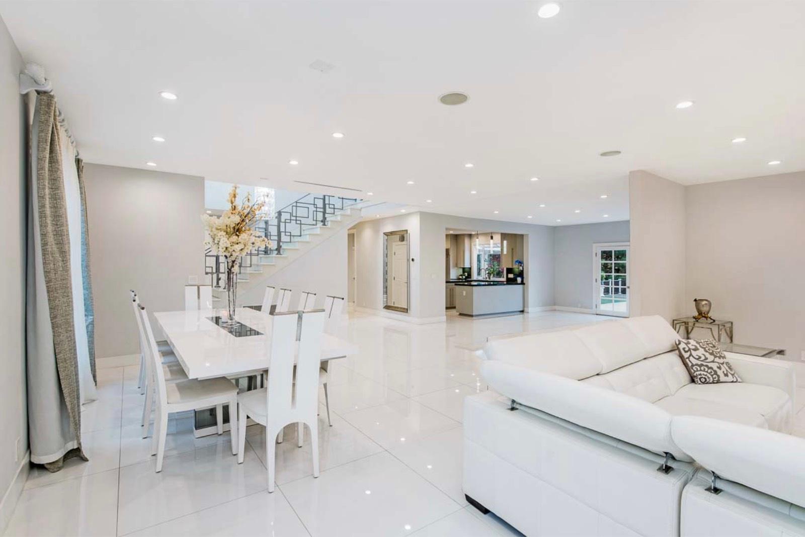 M's Majestic Mansion — photo 9