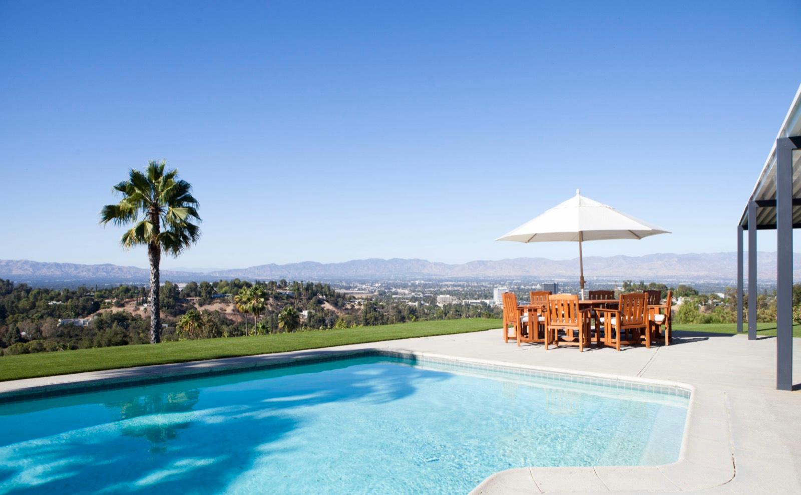 M's Midcentury Valley View — photo 1