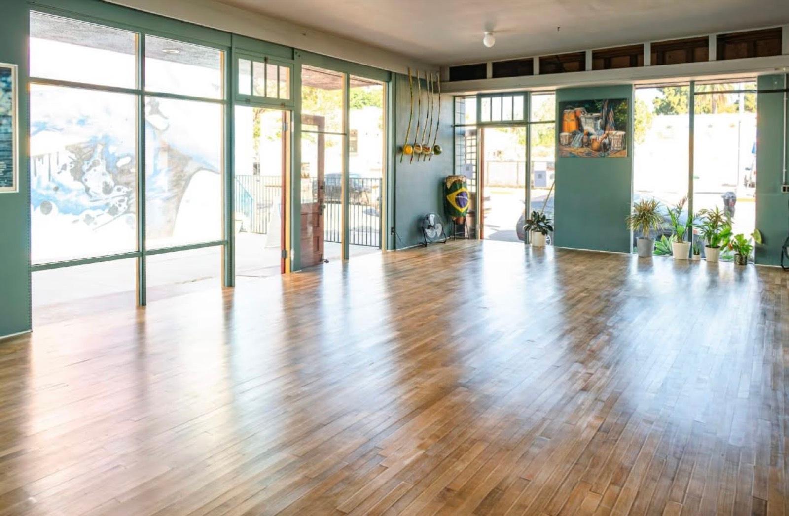 Ms new dance studio — photo 2