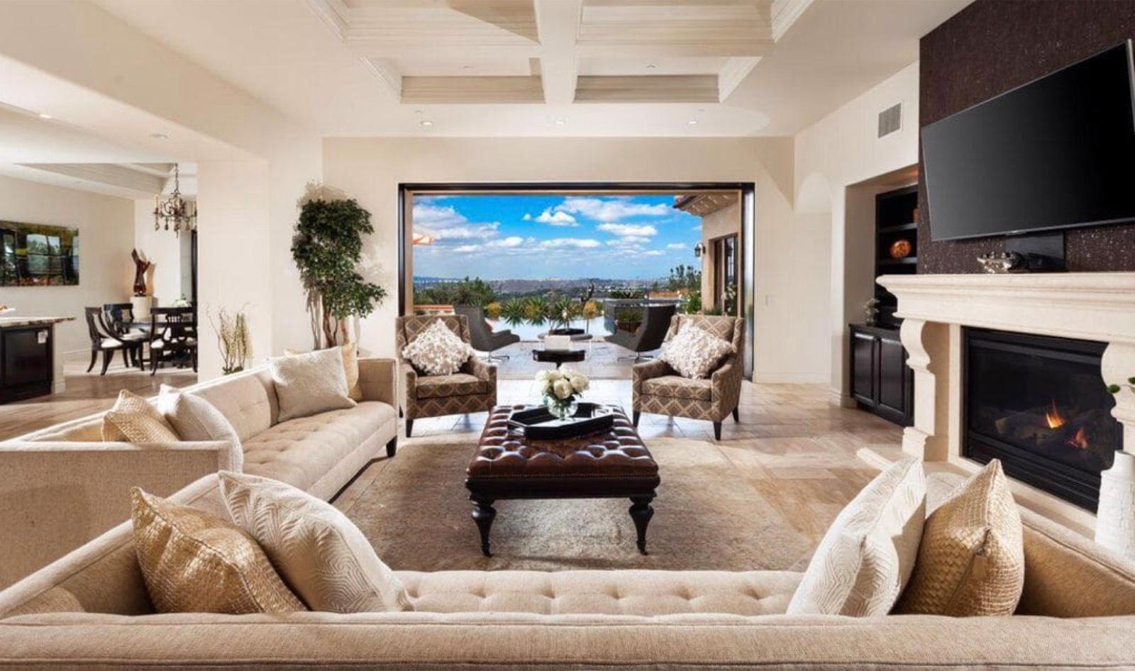 M's Orange County Mansion — photo 4