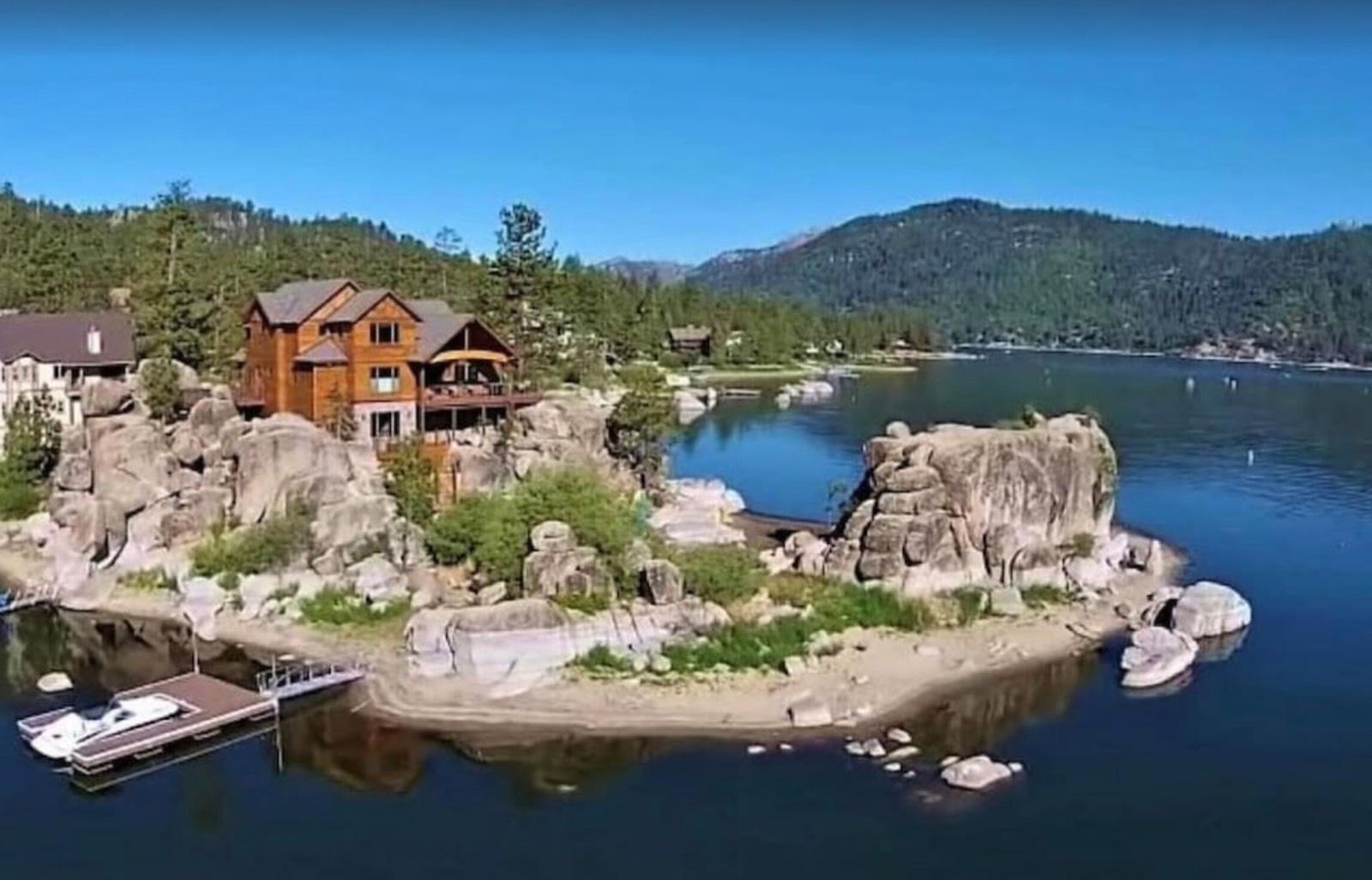 M's Rock Lake Estate — photo 1