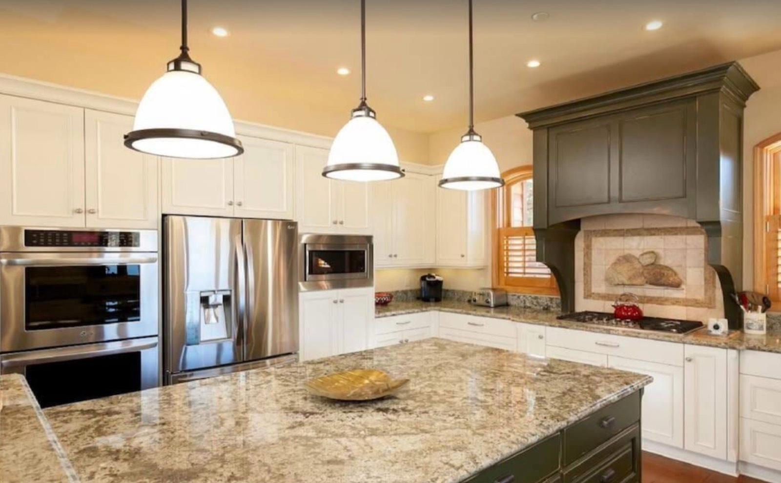 M's Rock Lake Estate — photo 12