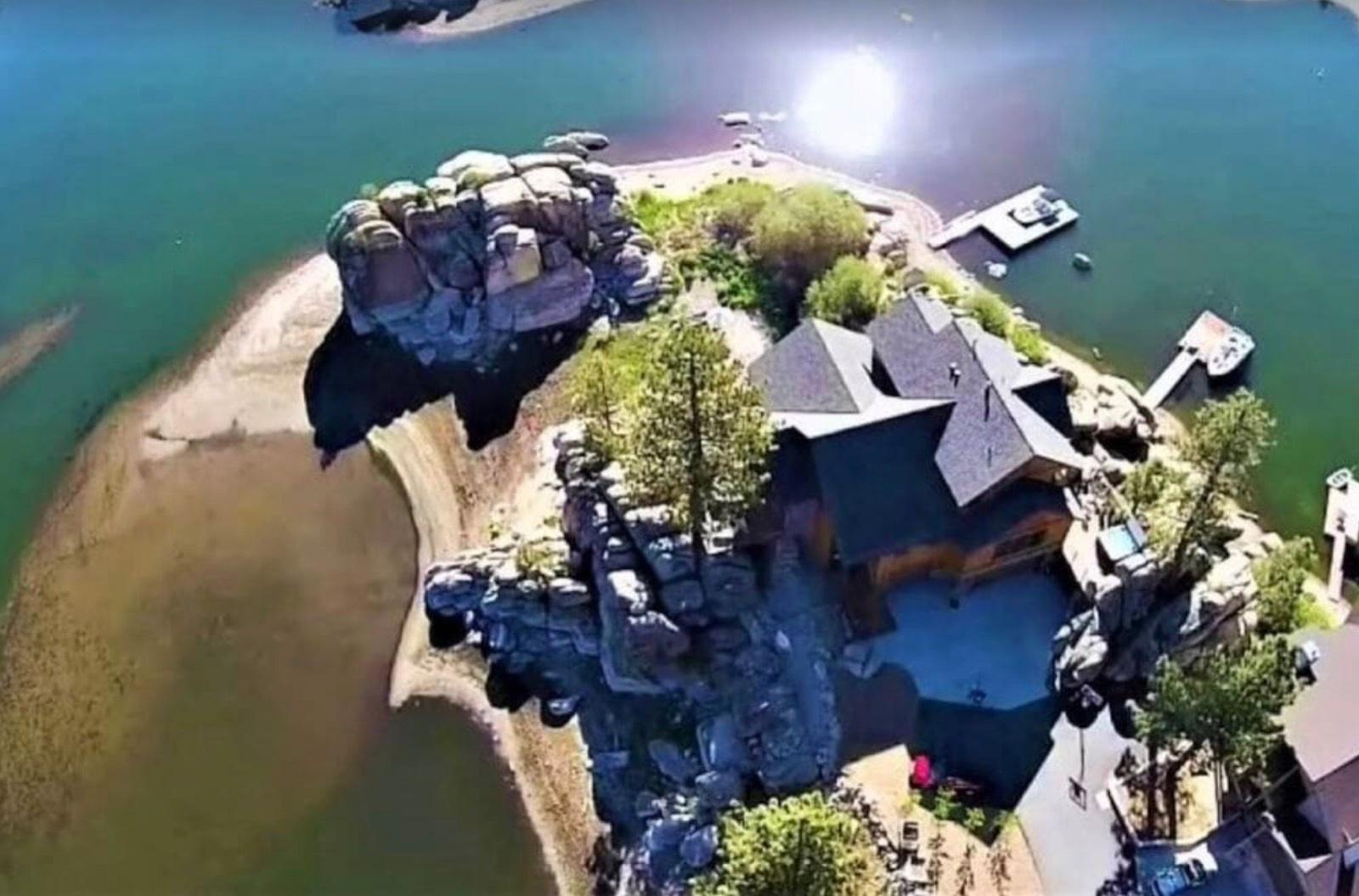 M's Rock Lake Estate — photo 4