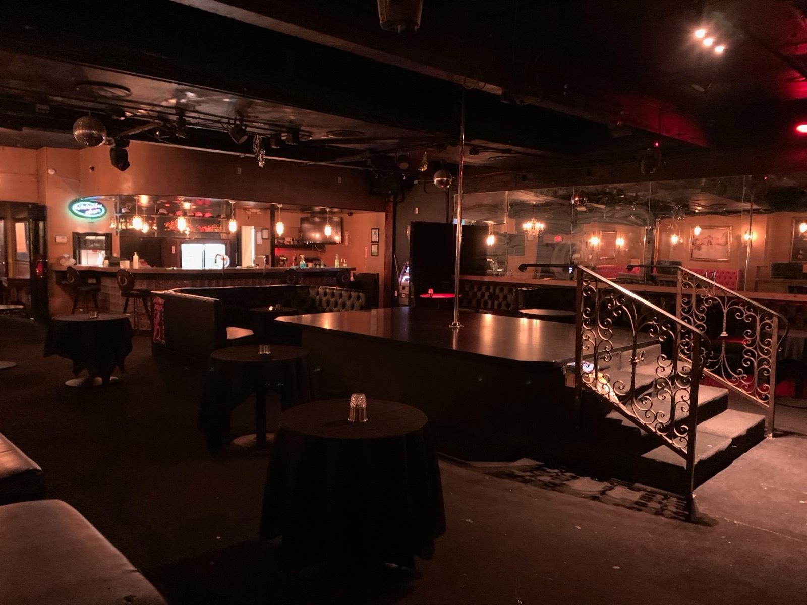 M's Strip Club — photo 1