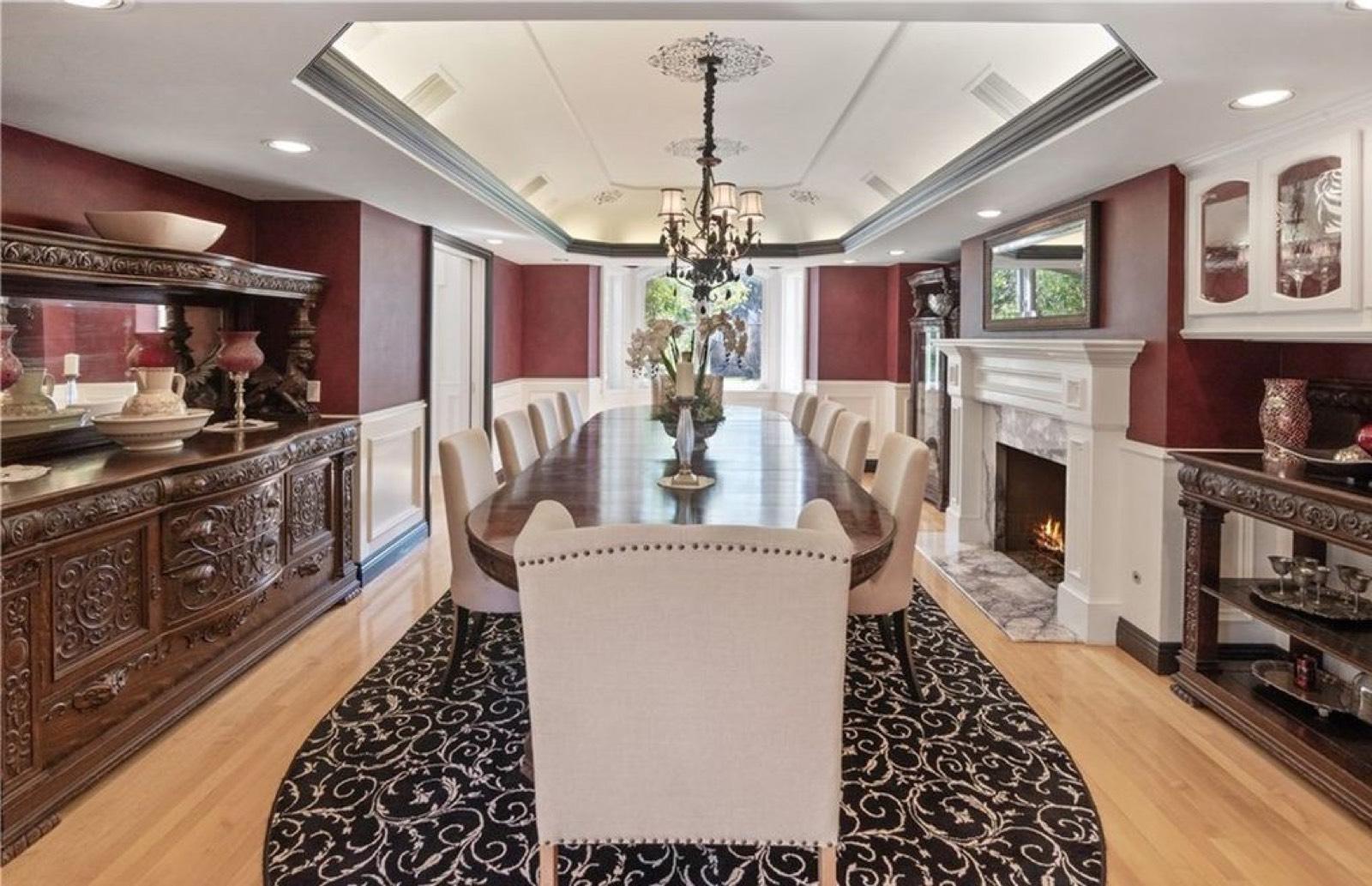 M's Traditional Ranch Mansion Estate — photo 3
