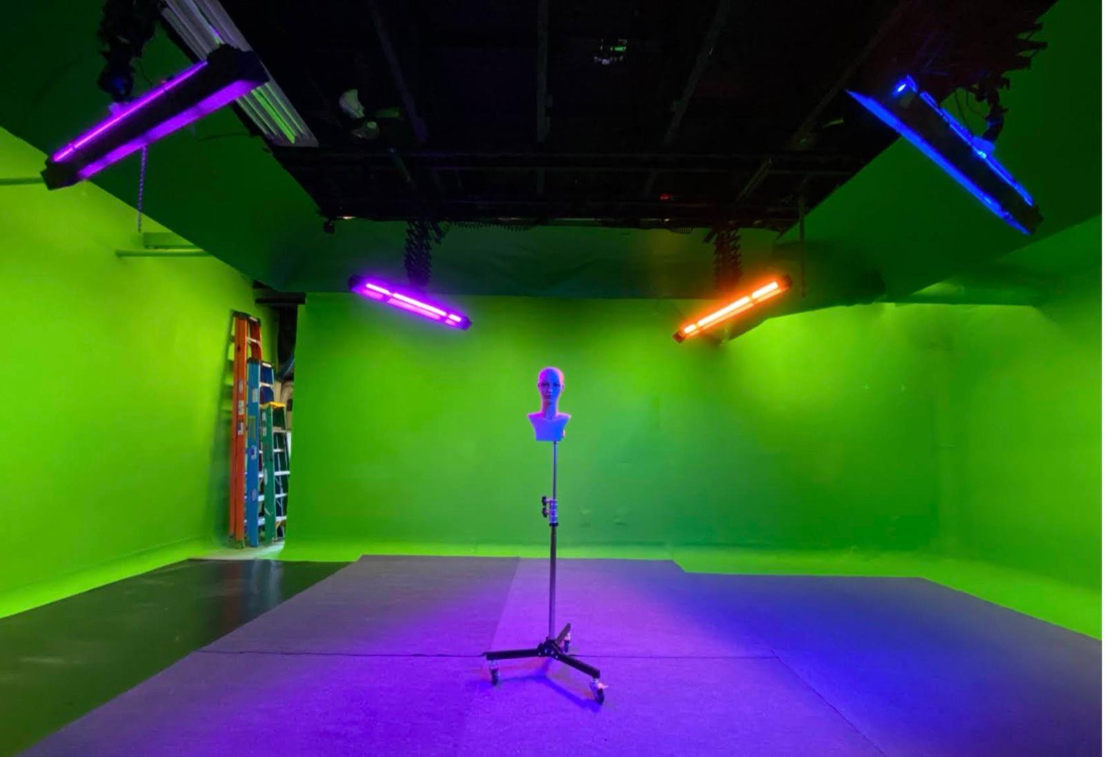MV's Green Light up Studio — photo 2