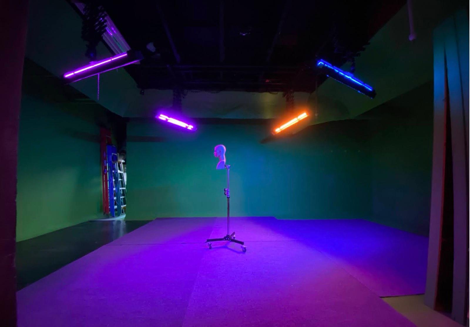MV's Green Light up Studio — photo 4
