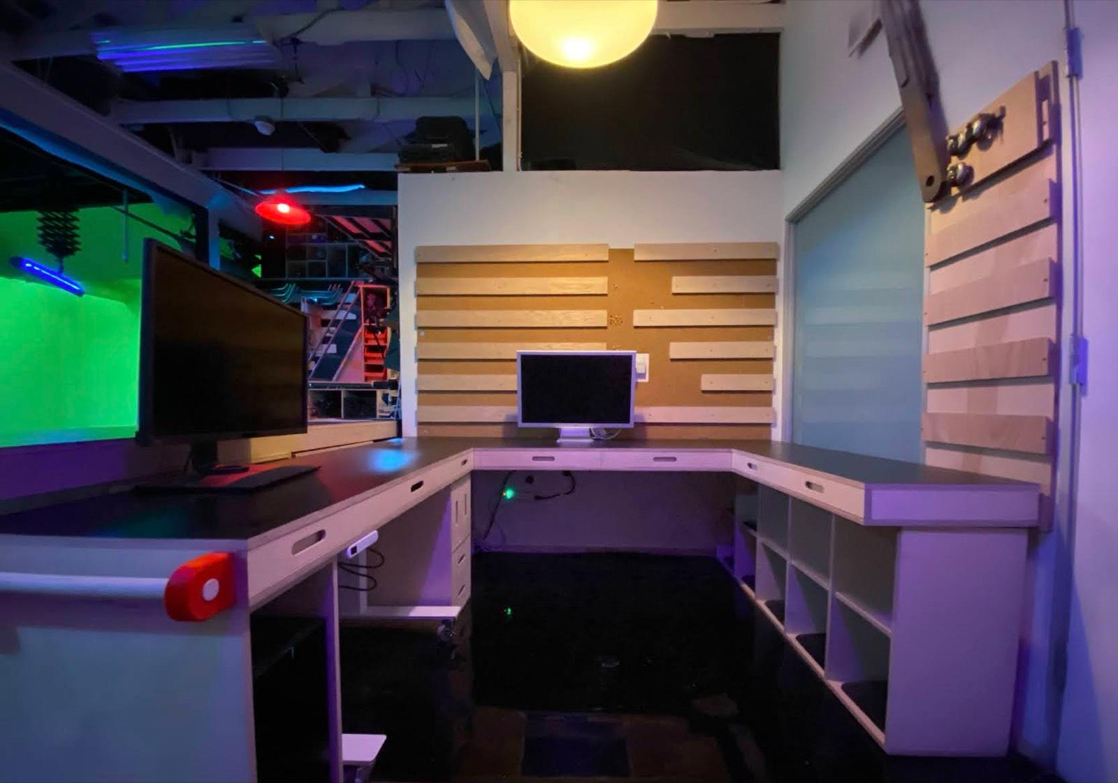 MV's Green Light up Studio — photo 7