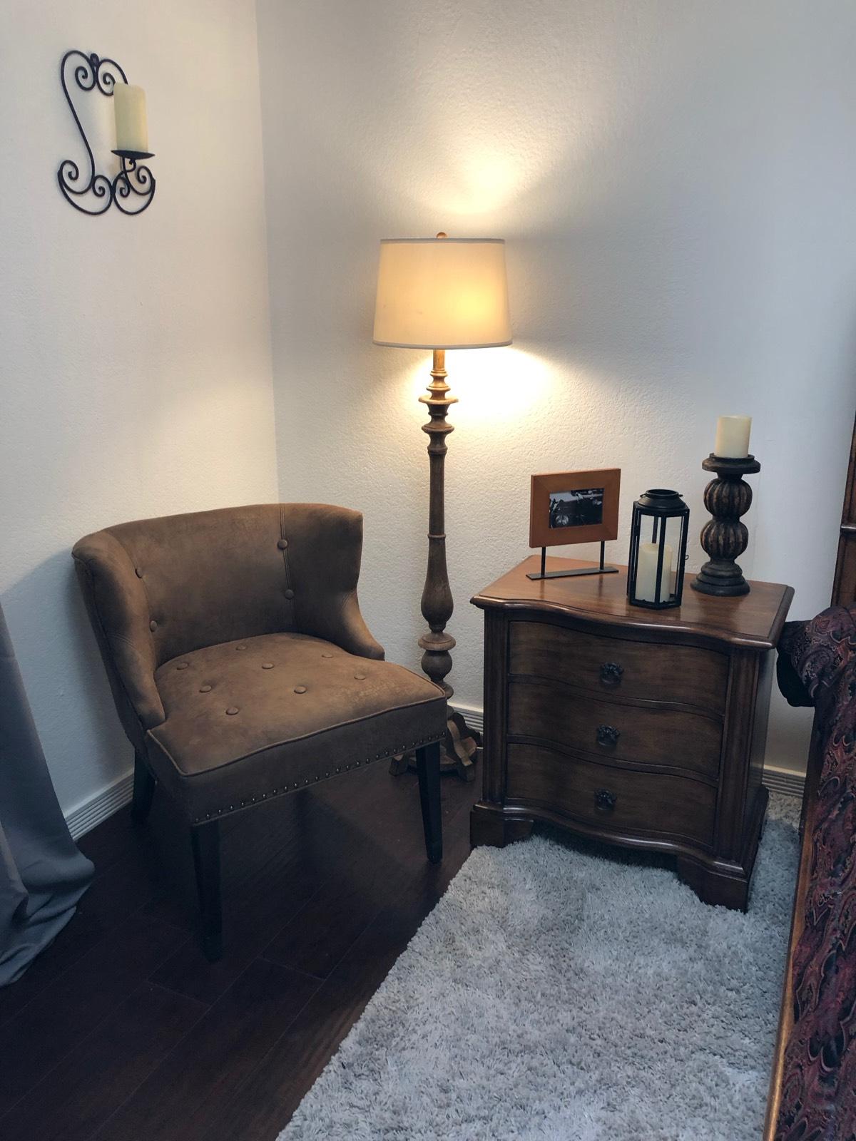 MZ's Woodland Hills Multi Home — photo 3